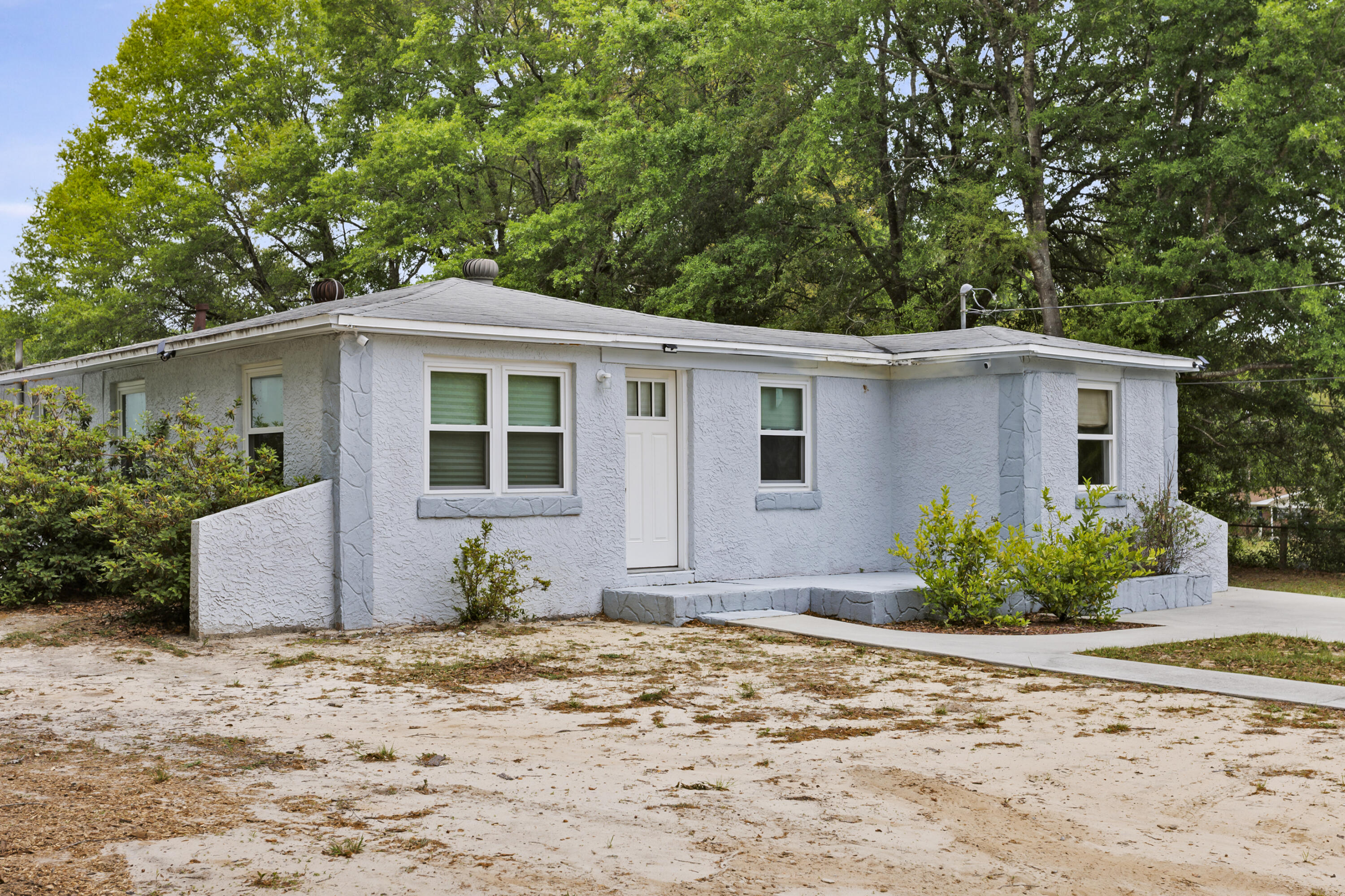 CHESSHERS 1ST ADDN - Residential