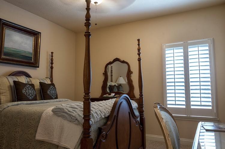 EMERALD LAKES PH 1 - Residential