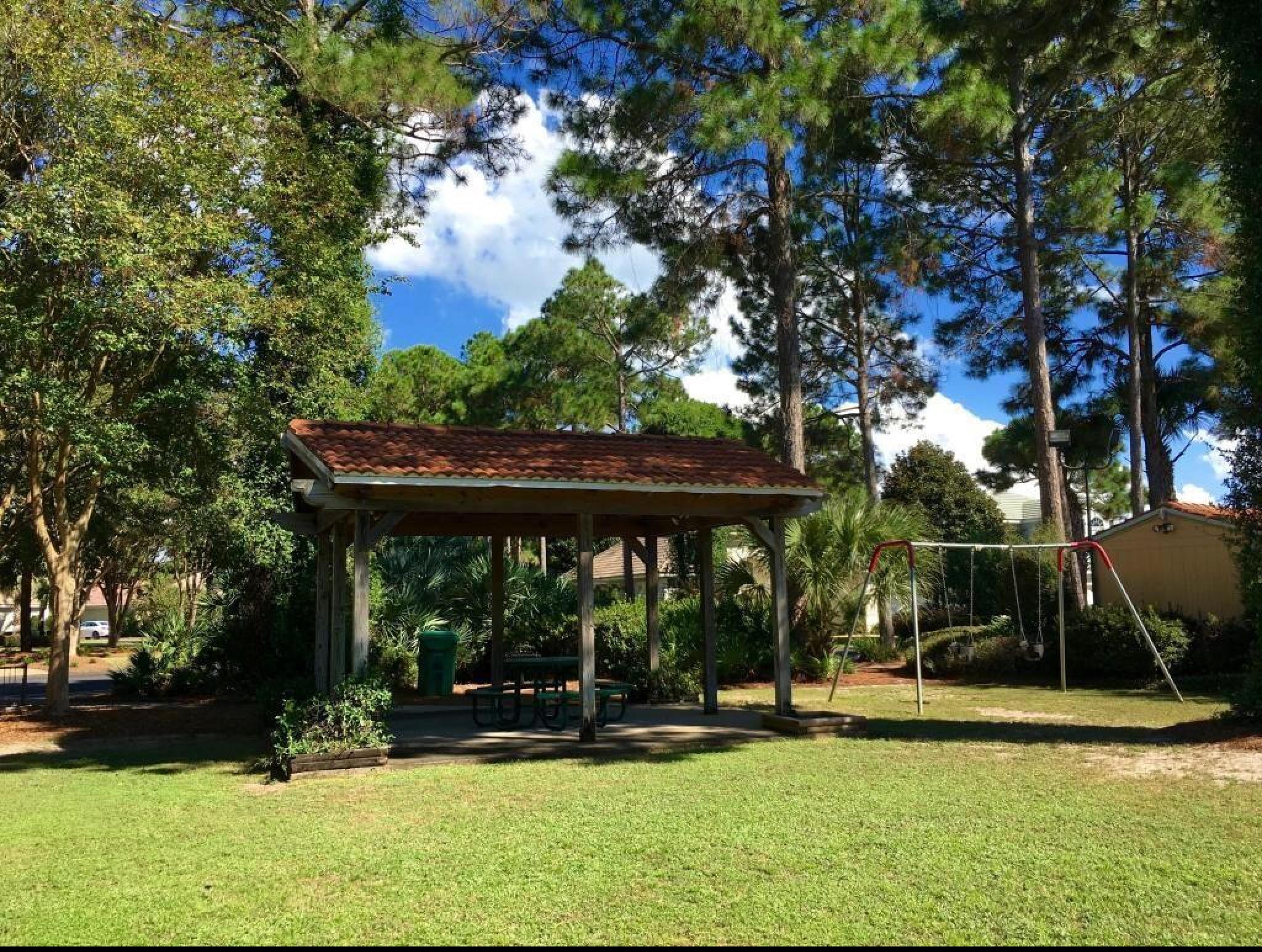 EMERALD LAKES PH 1 - Residential