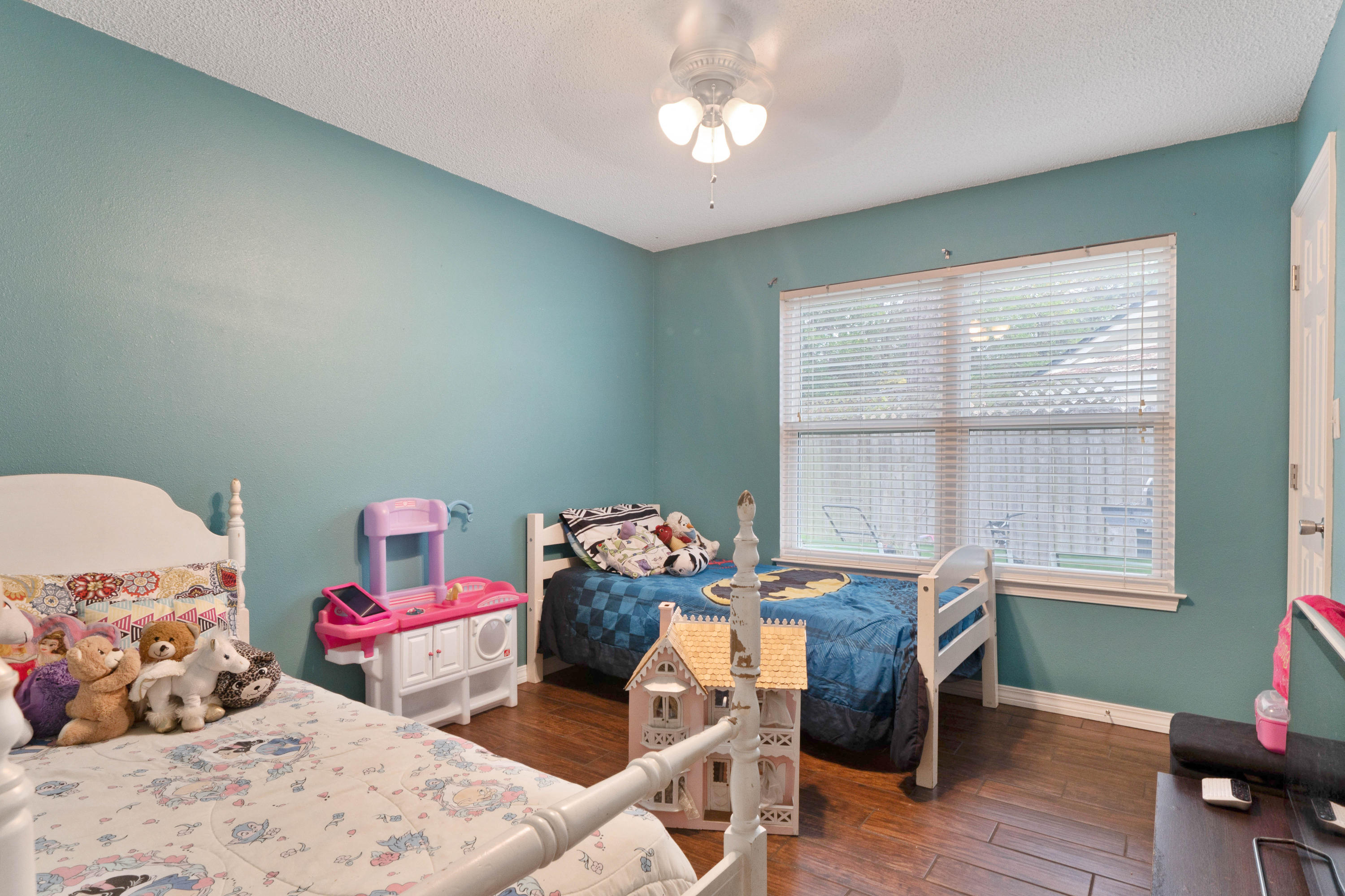 CANDLEWOOD VILLAGE - Residential