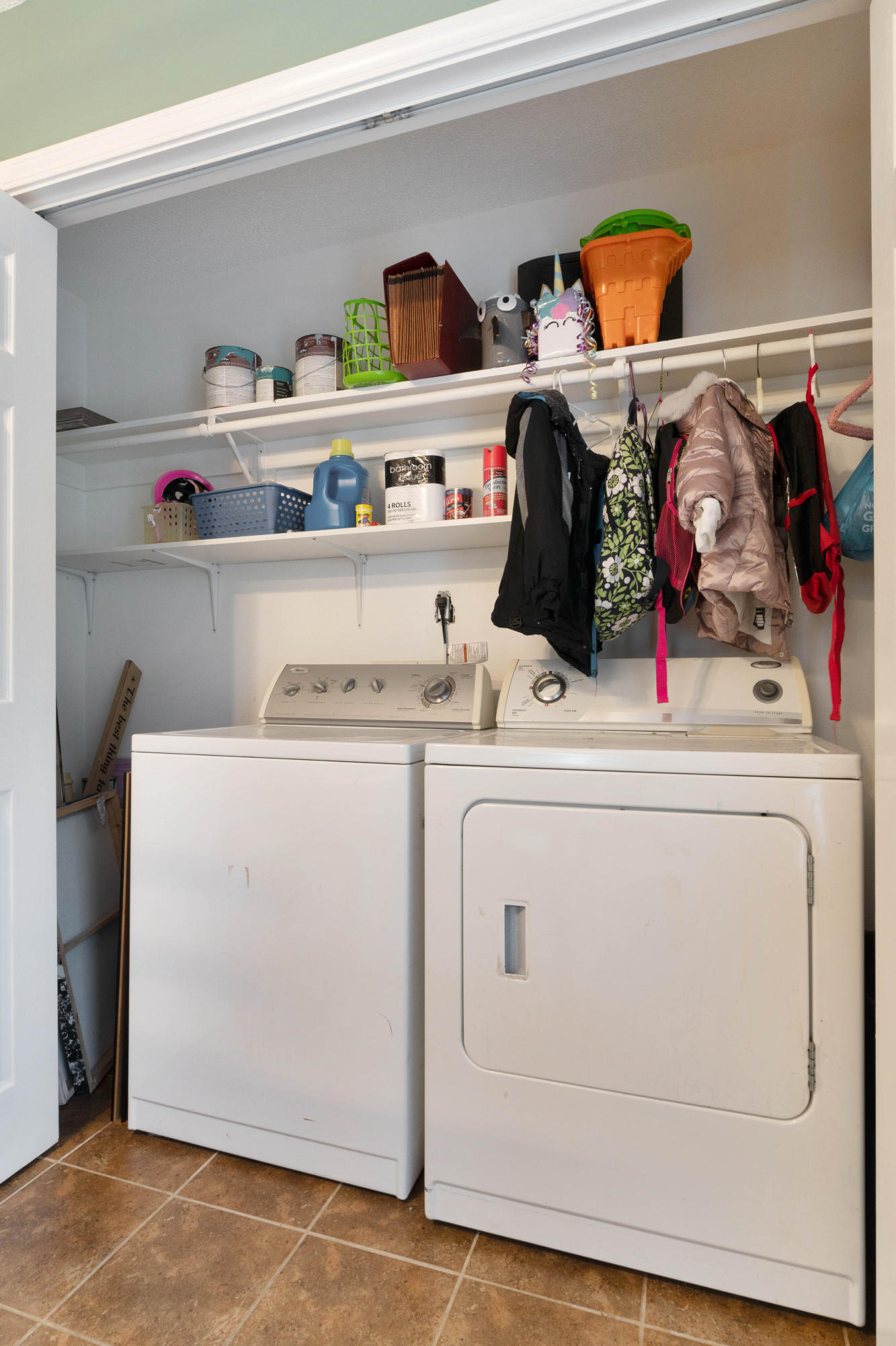 CANDLEWOOD VILLAGE - Residential