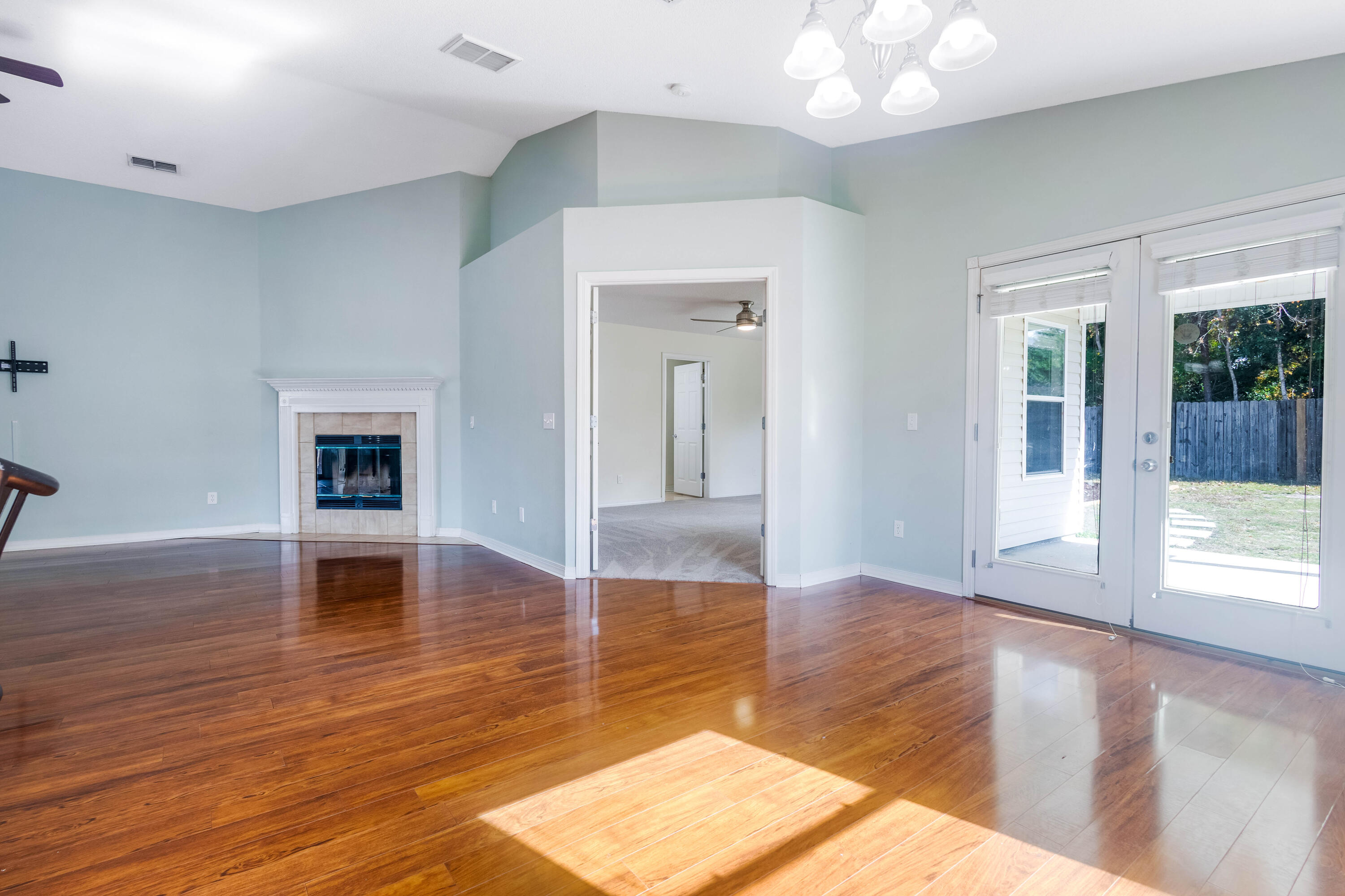 PROMISE CREEK - Residential