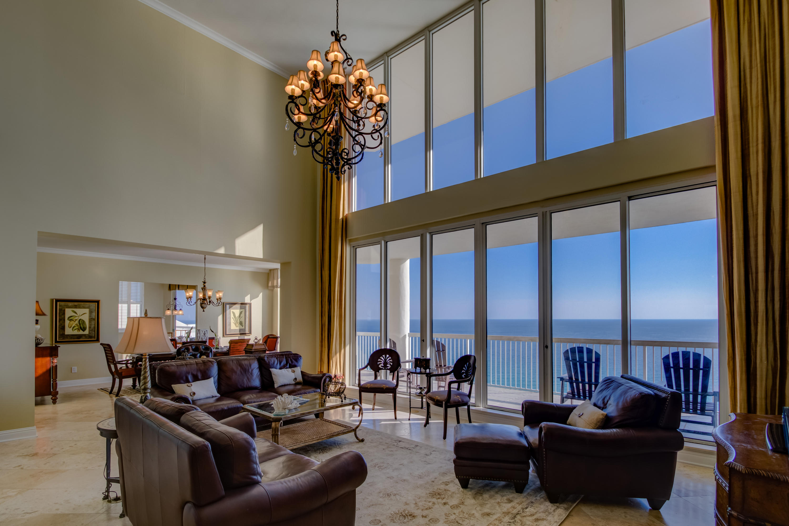 SILVER BEACH TOWERS - Residential