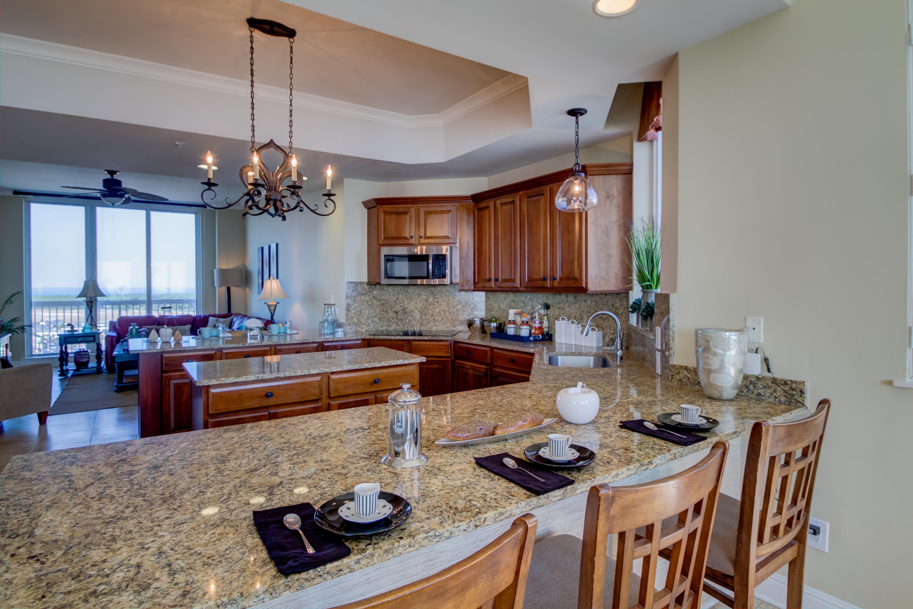 SILVER BEACH TOWERS - Residential