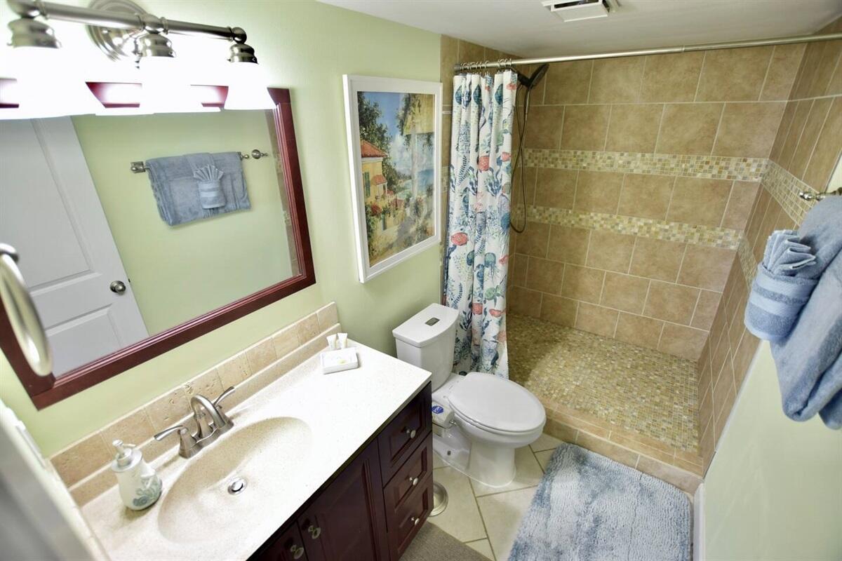 DOLPHIN POINT CONDO - Residential