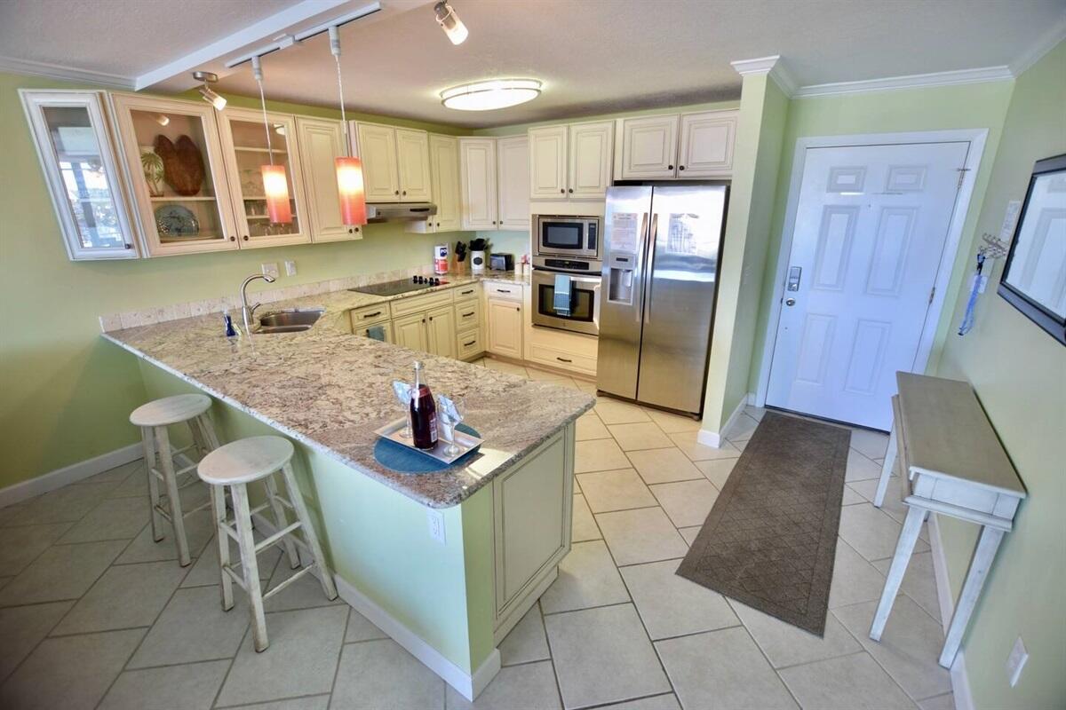DOLPHIN POINT CONDO - Residential
