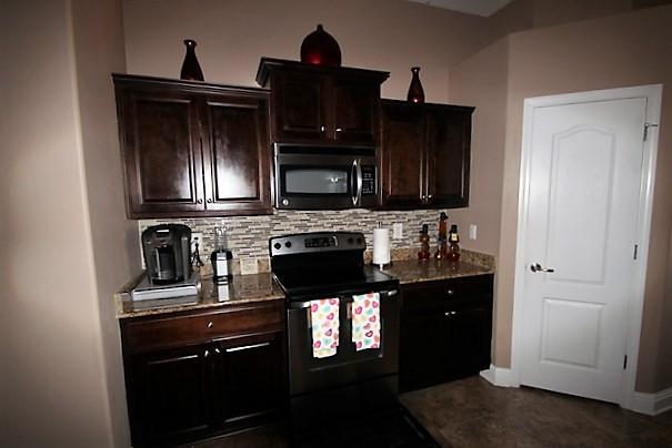 BROOKE ESTATES PH II - Residential