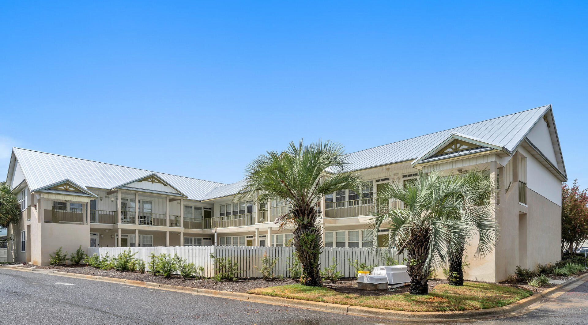 POINCIANA PLACE - Residential