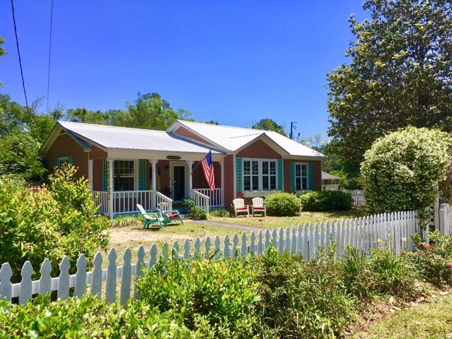 TOWN OF DEFUNIAK SPRINGS - Residential