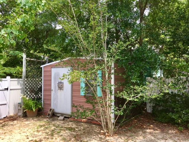 TOWN OF DEFUNIAK SPRINGS - Residential