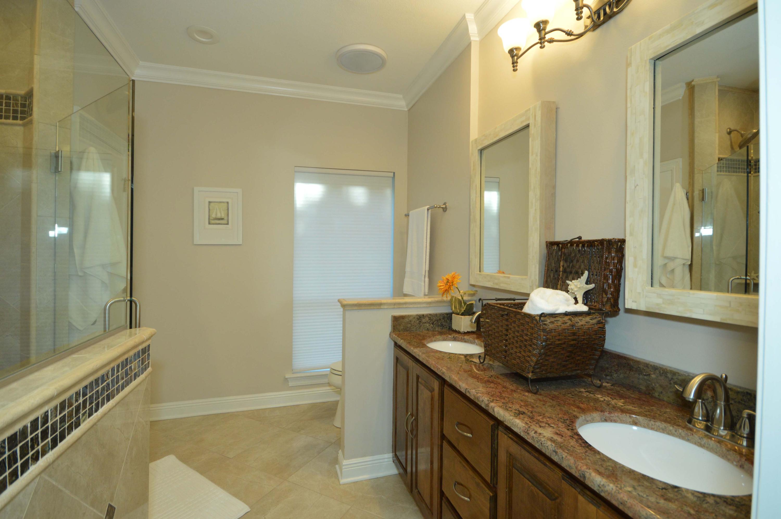 Pointe Yniestra - Residential