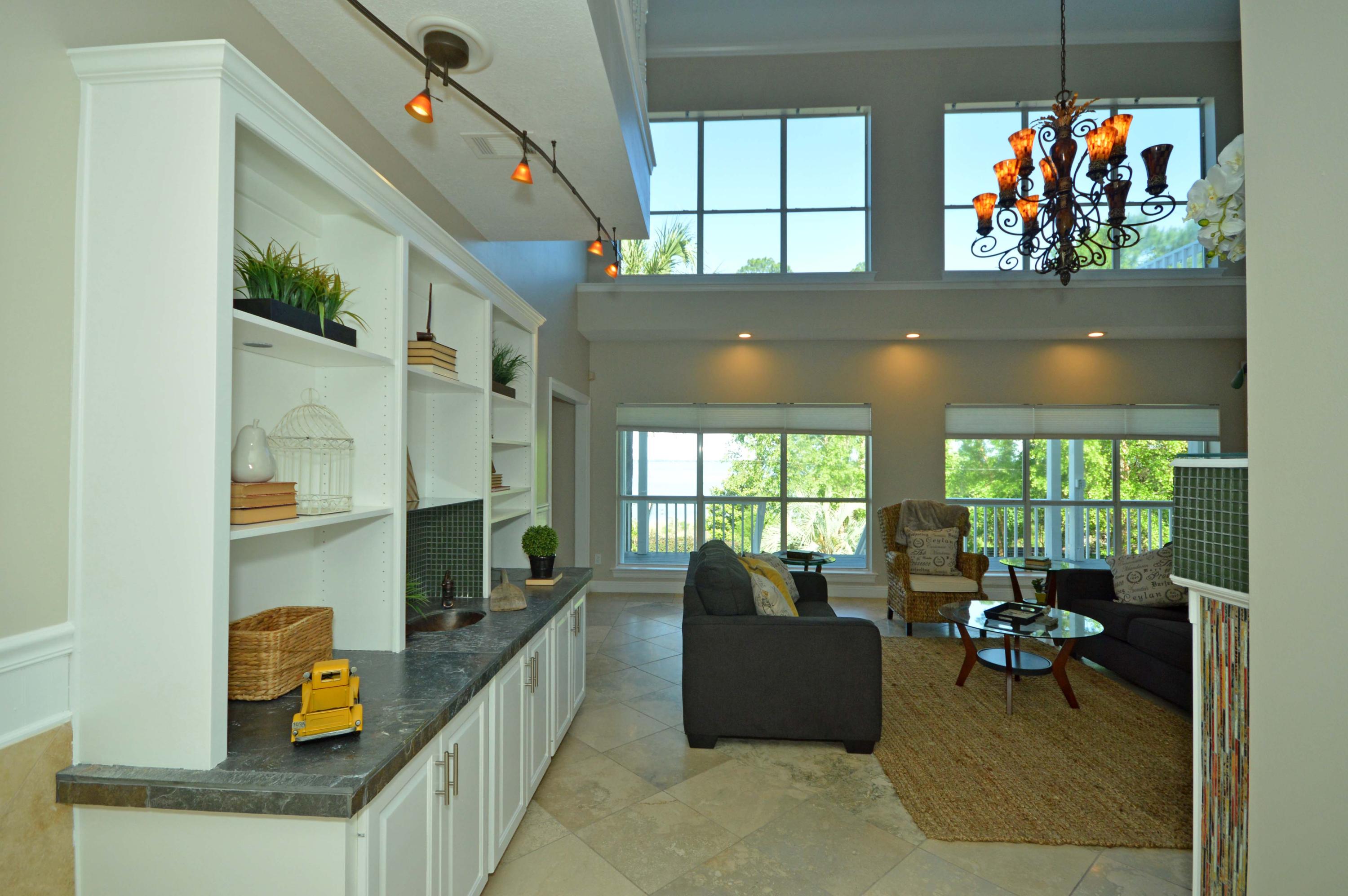 Pointe Yniestra - Residential