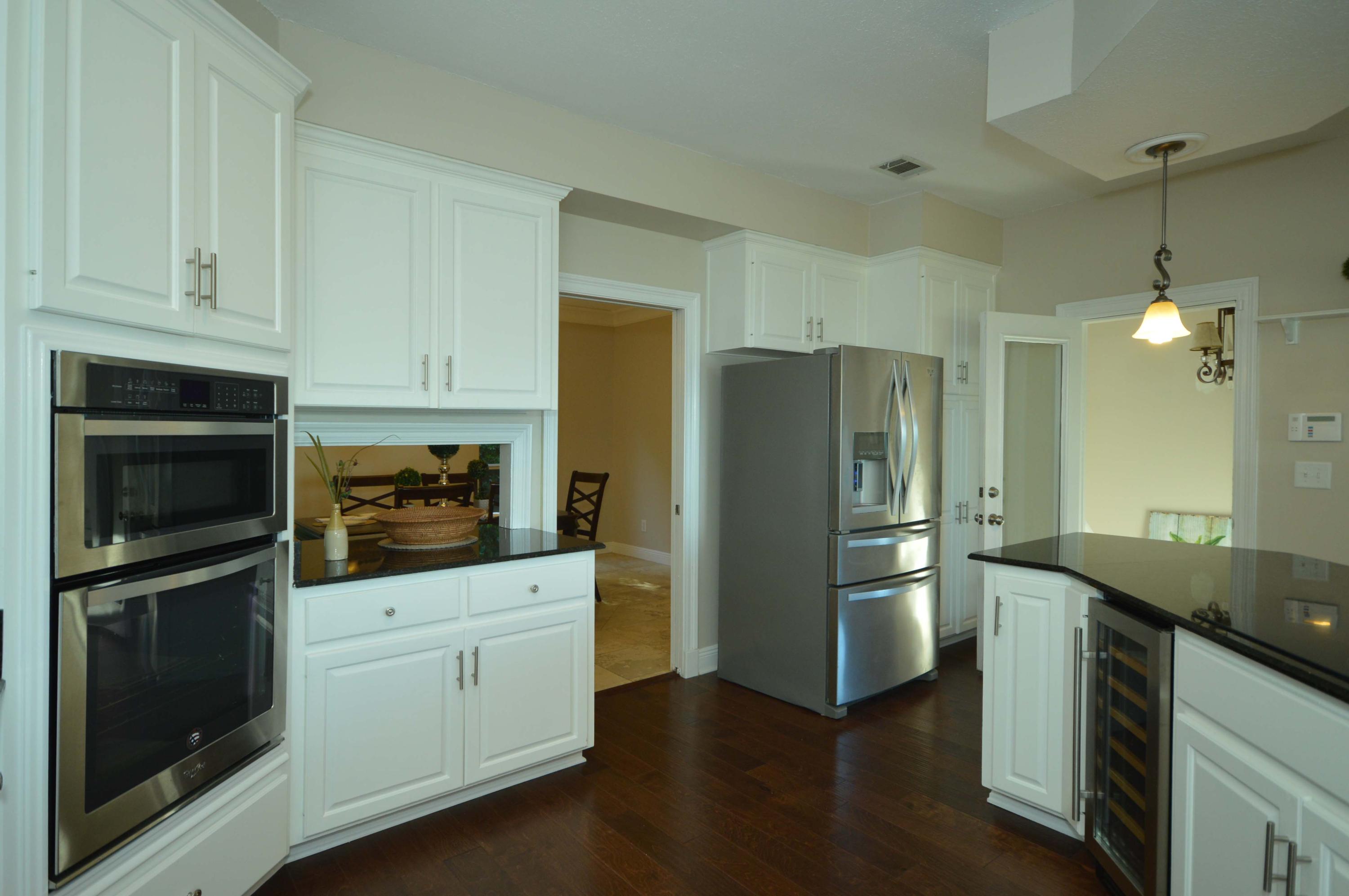 Pointe Yniestra - Residential