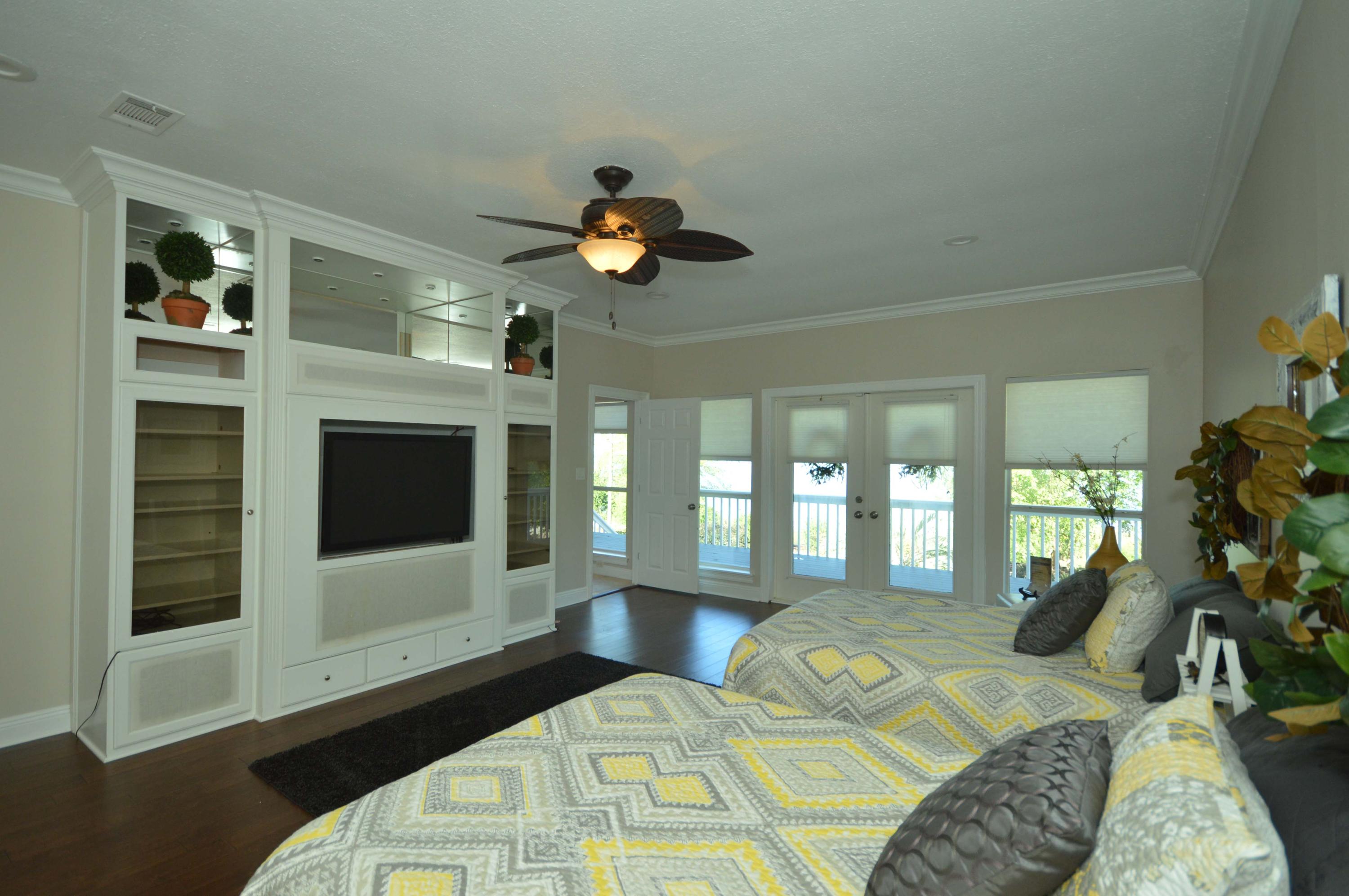 Pointe Yniestra - Residential