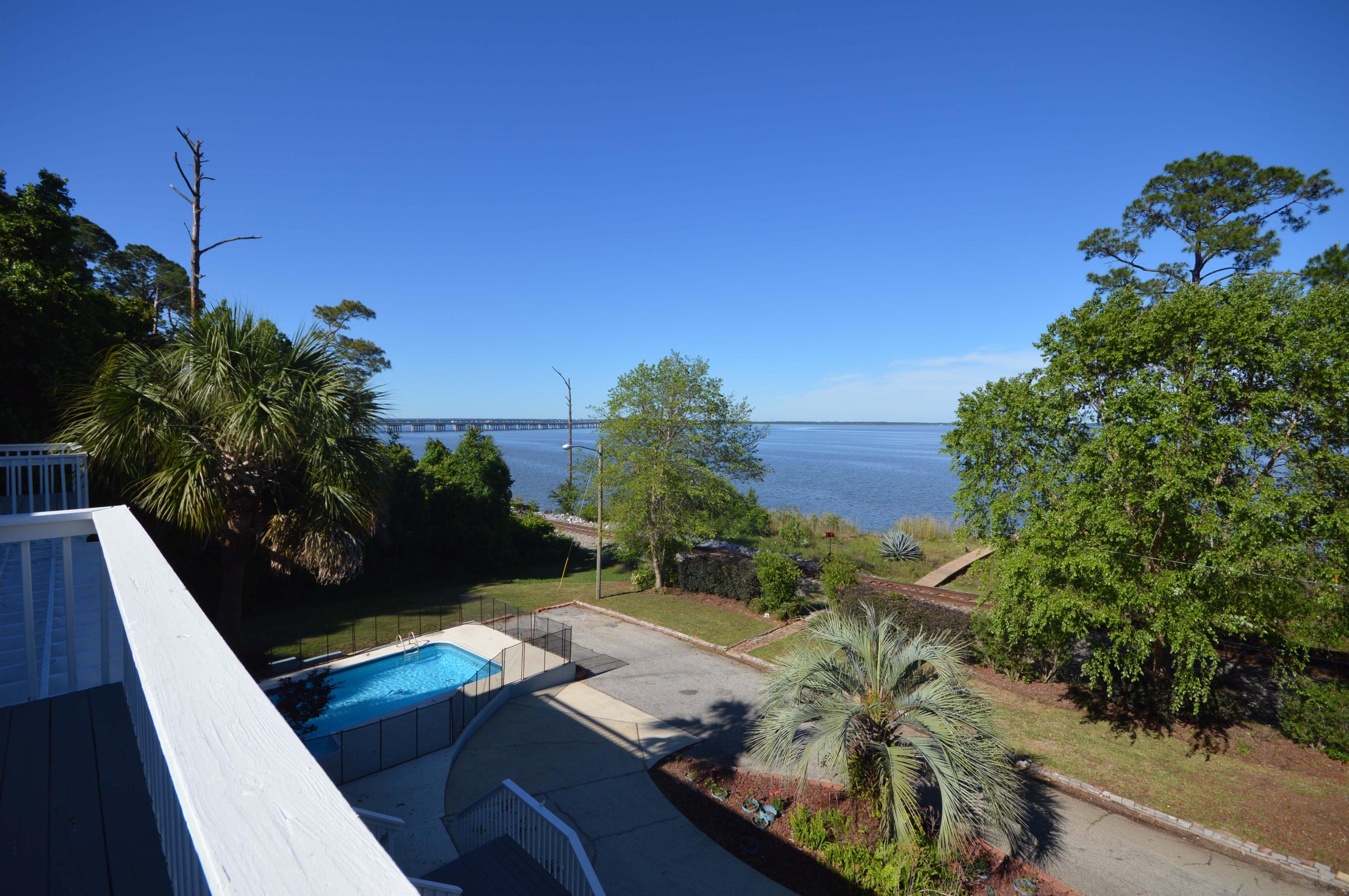 Pointe Yniestra - Residential