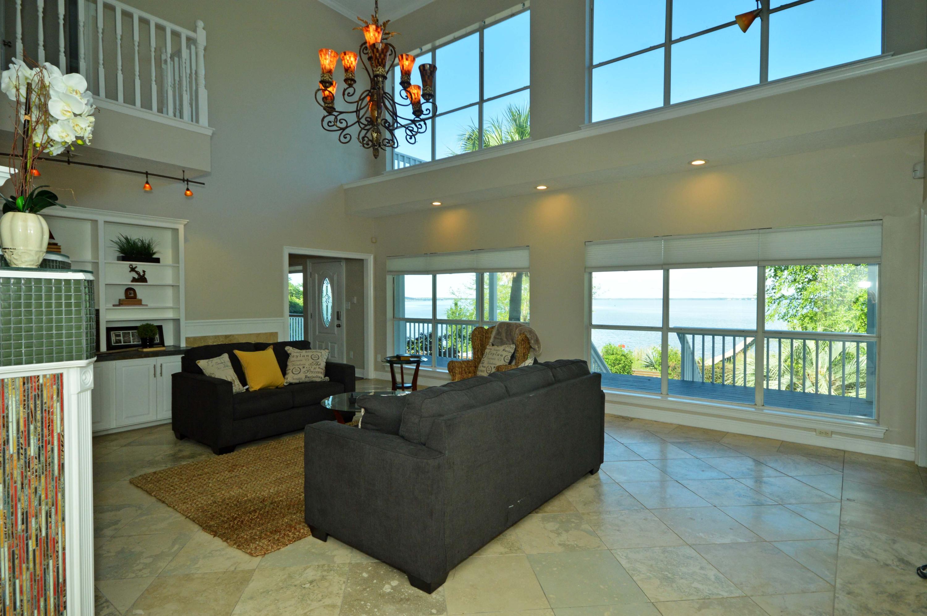 Pointe Yniestra - Residential