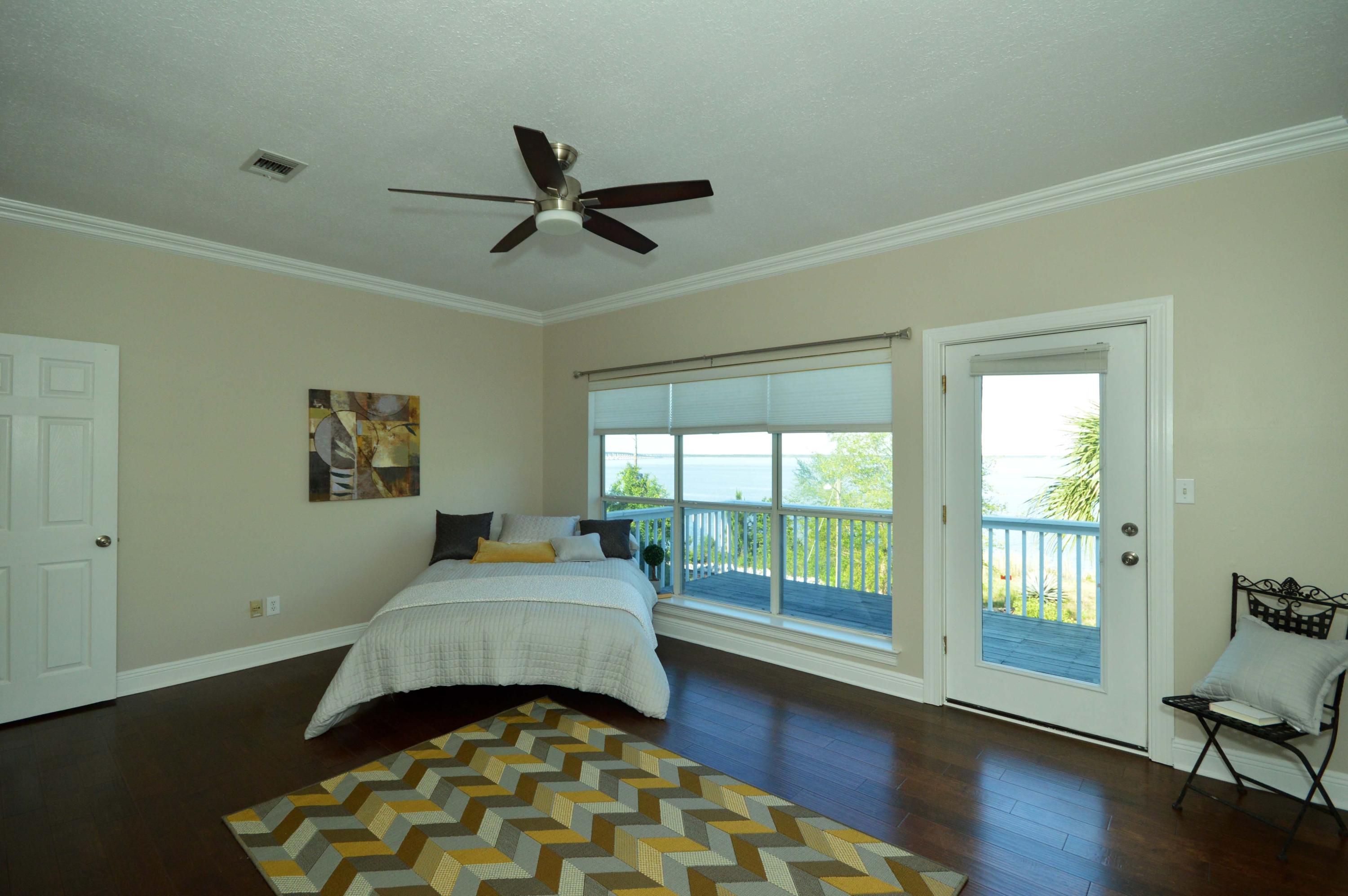 Pointe Yniestra - Residential