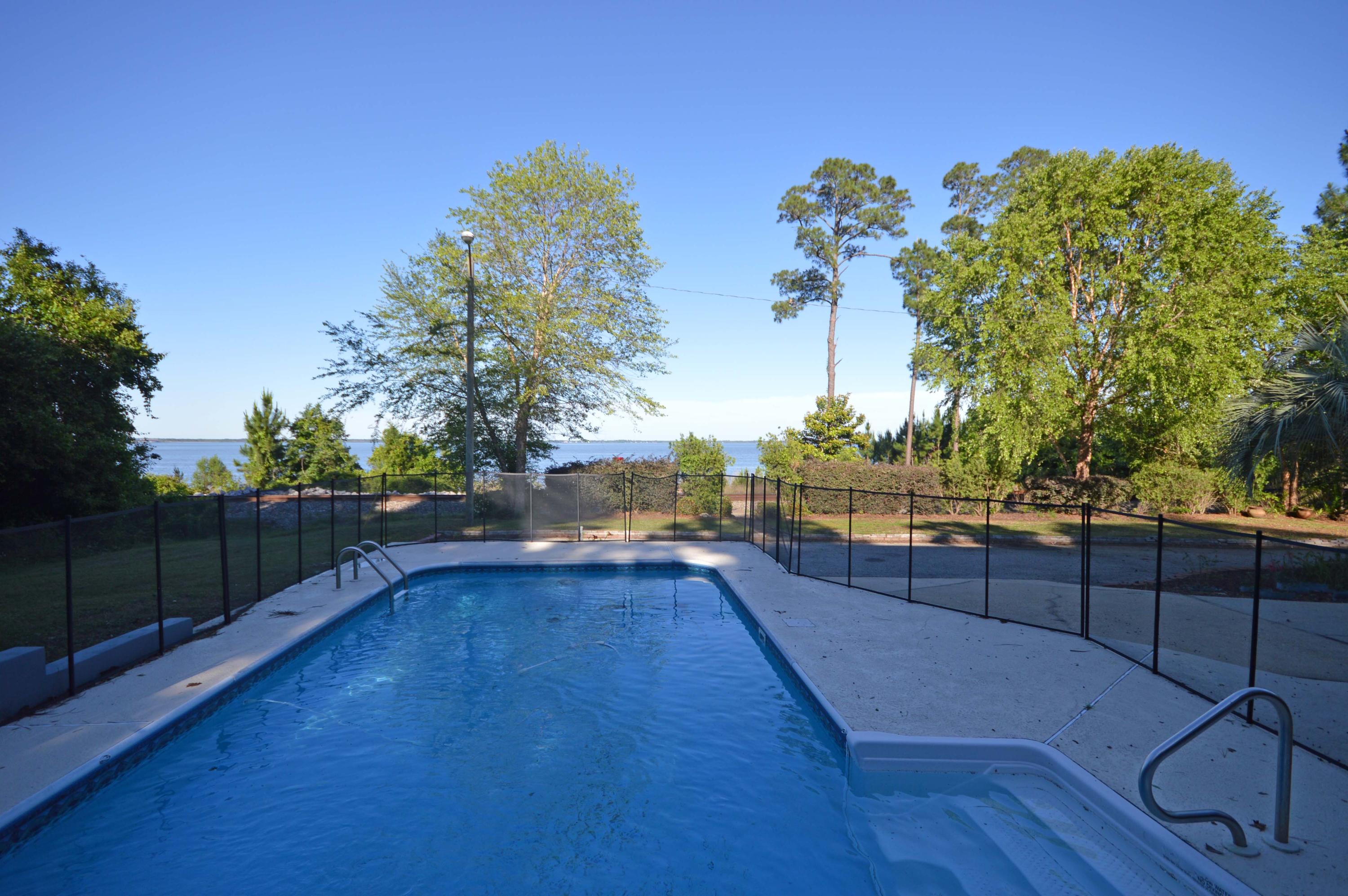 Pointe Yniestra - Residential