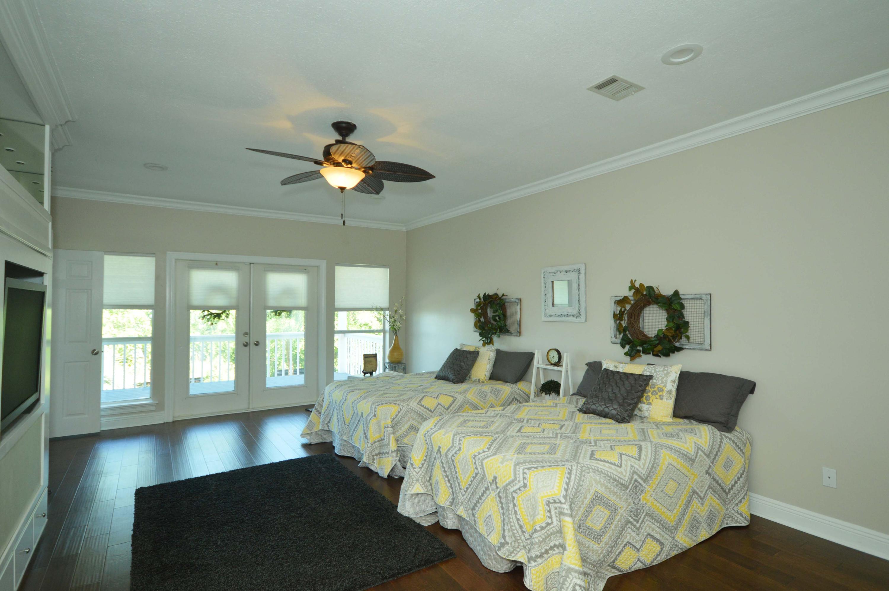 Pointe Yniestra - Residential