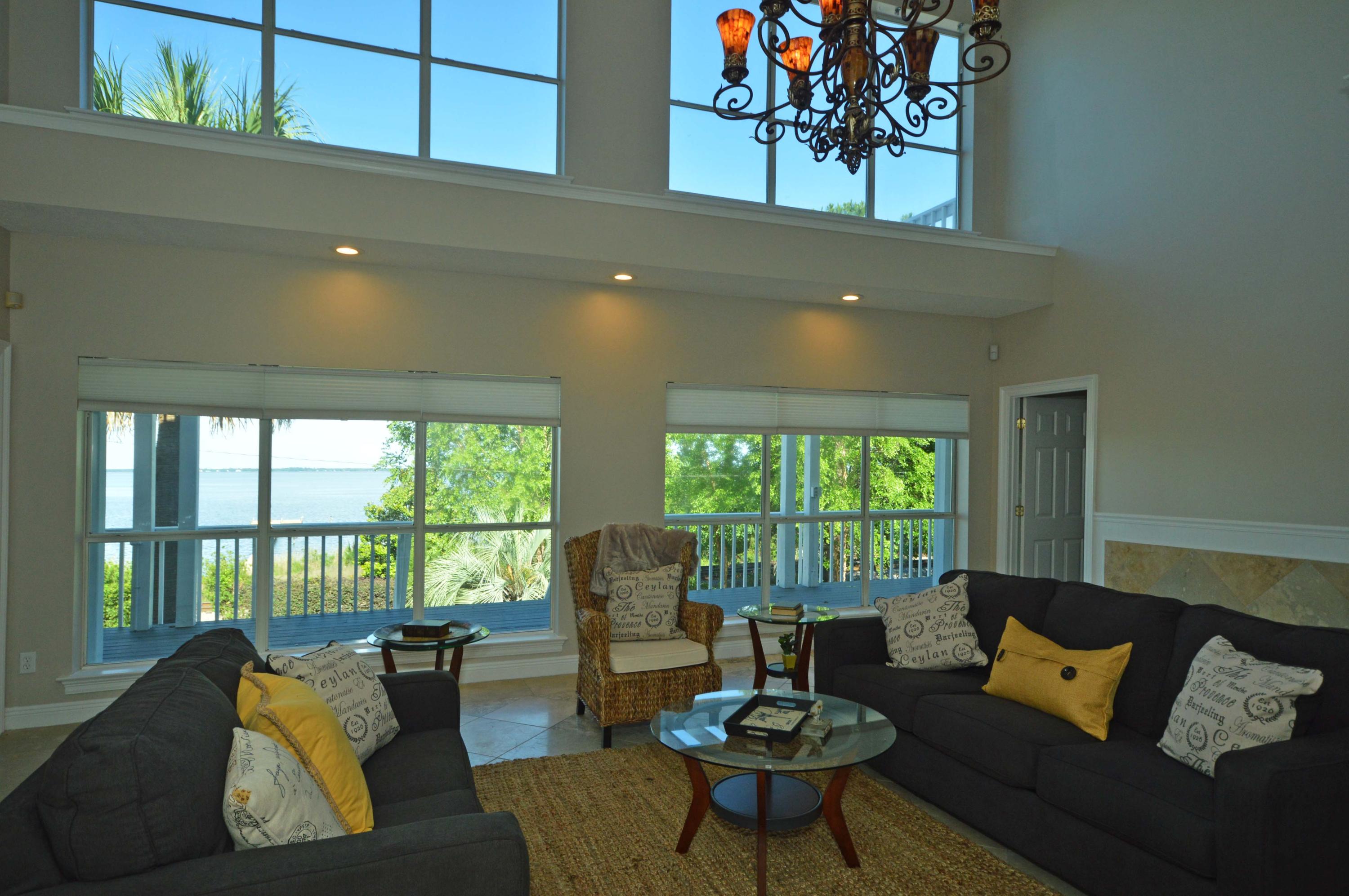 Pointe Yniestra - Residential