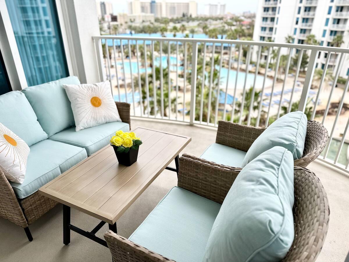 THE PALMS OF DESTIN - Residential
