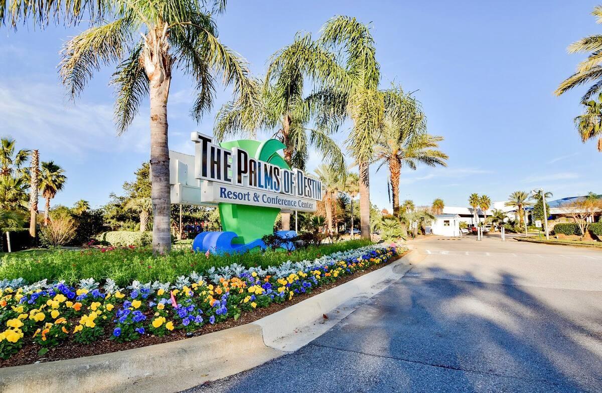 THE PALMS OF DESTIN - Residential