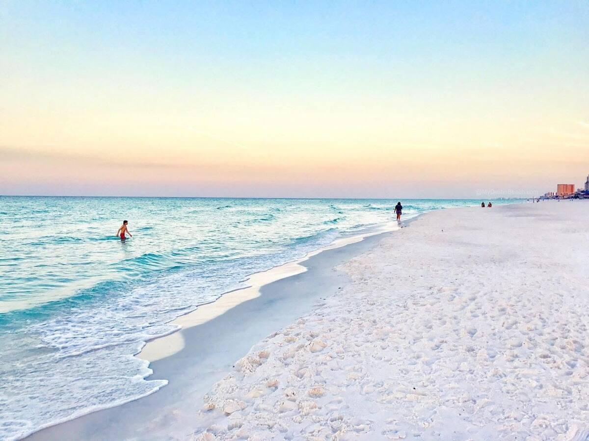 THE PALMS OF DESTIN - Residential