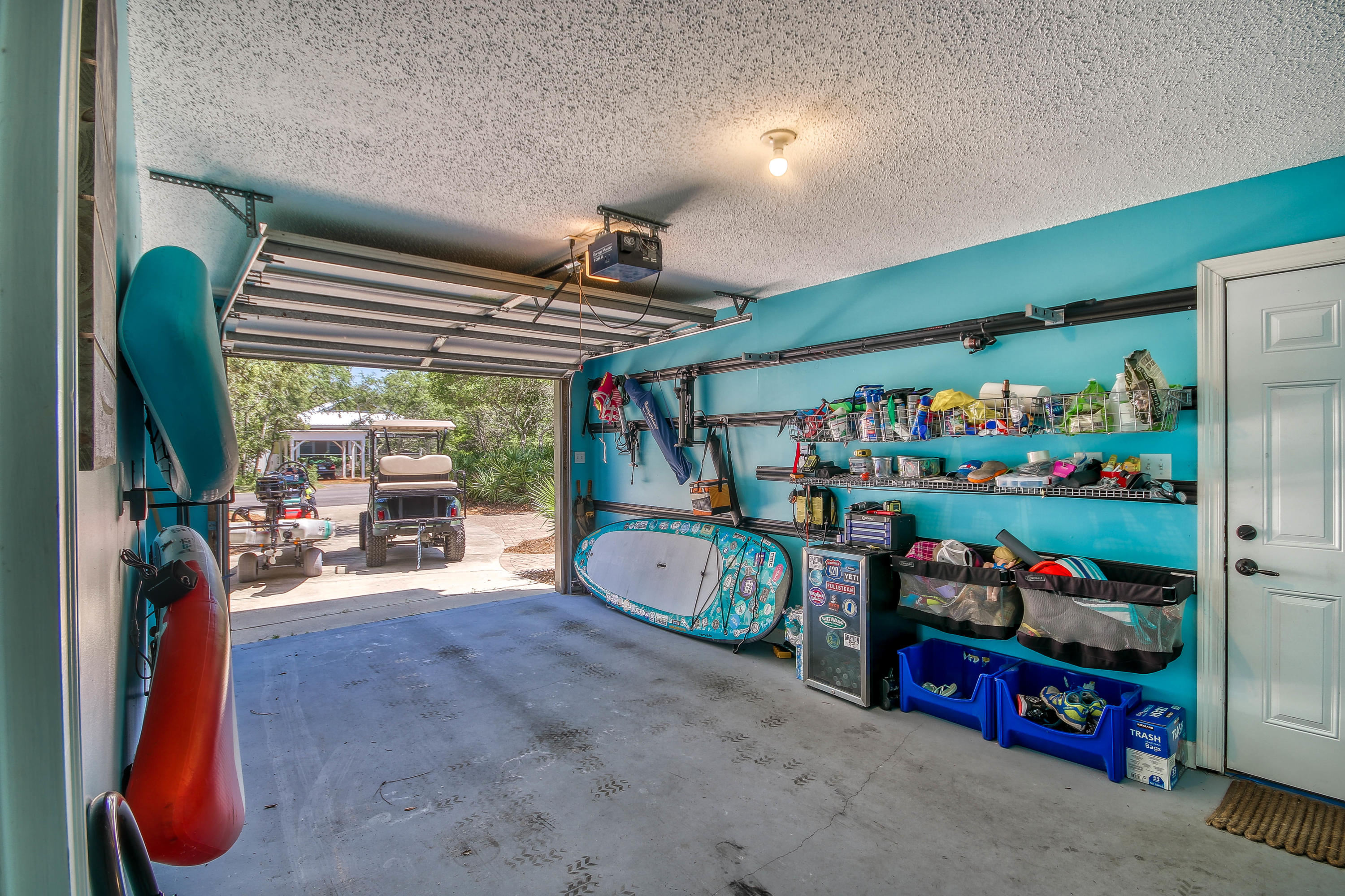 EASTERN LAKE ESTATES - Residential