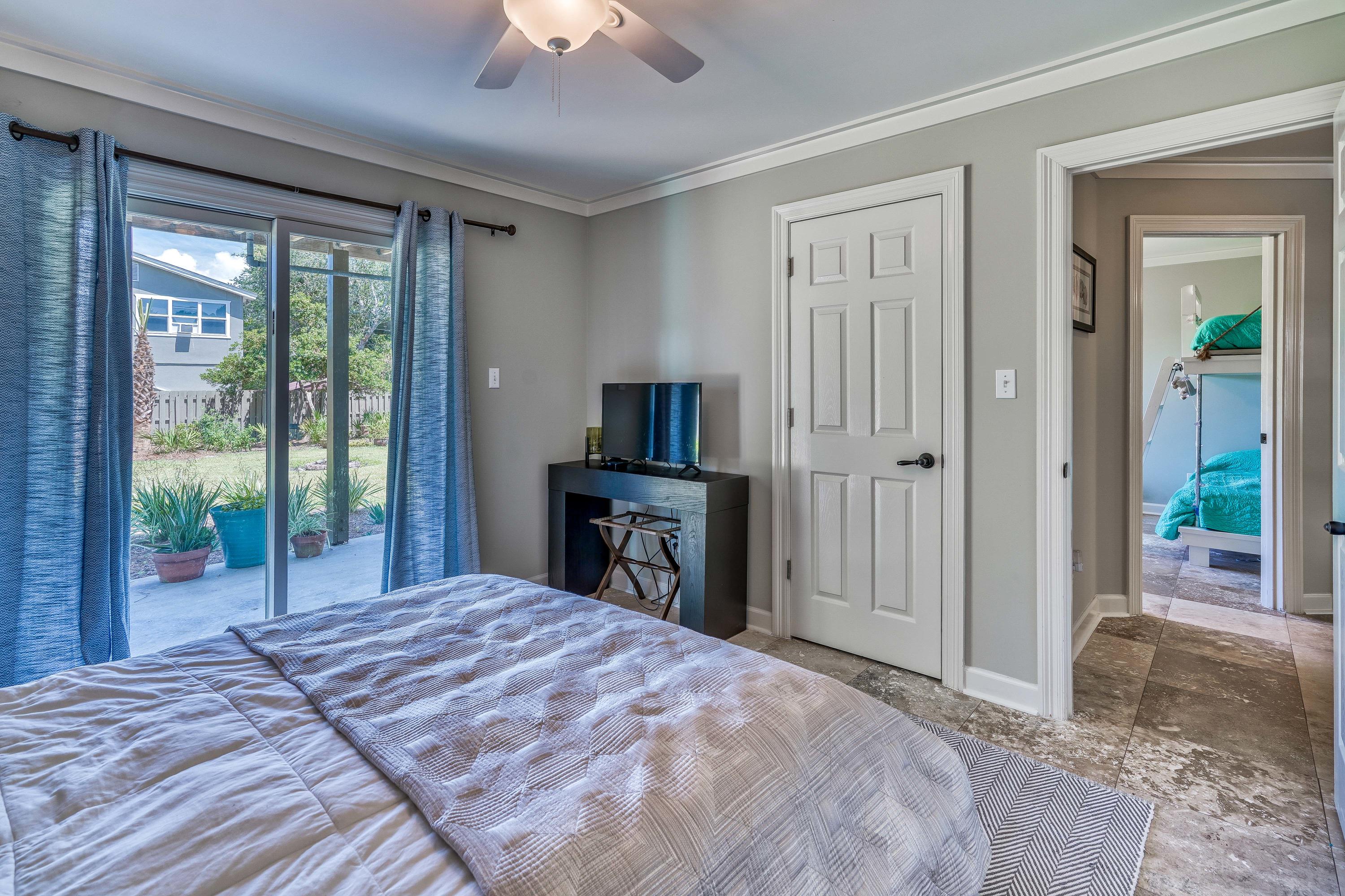 EASTERN LAKE ESTATES - Residential