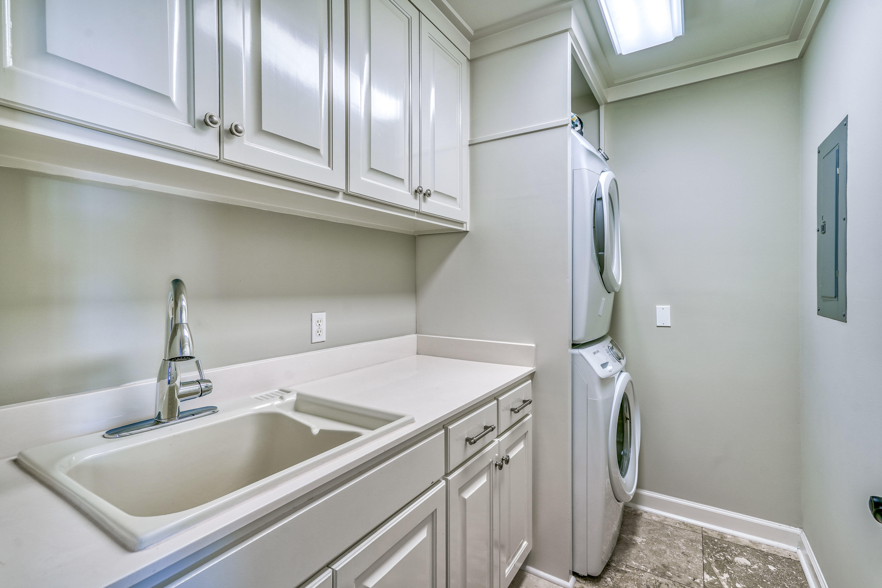 EASTERN LAKE ESTATES - Residential