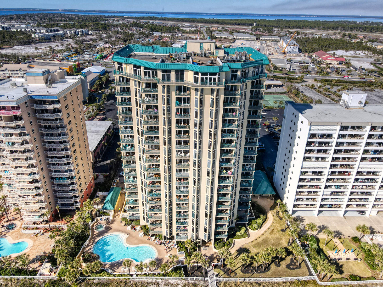 JADE EAST TOWERS CONDO - Residential