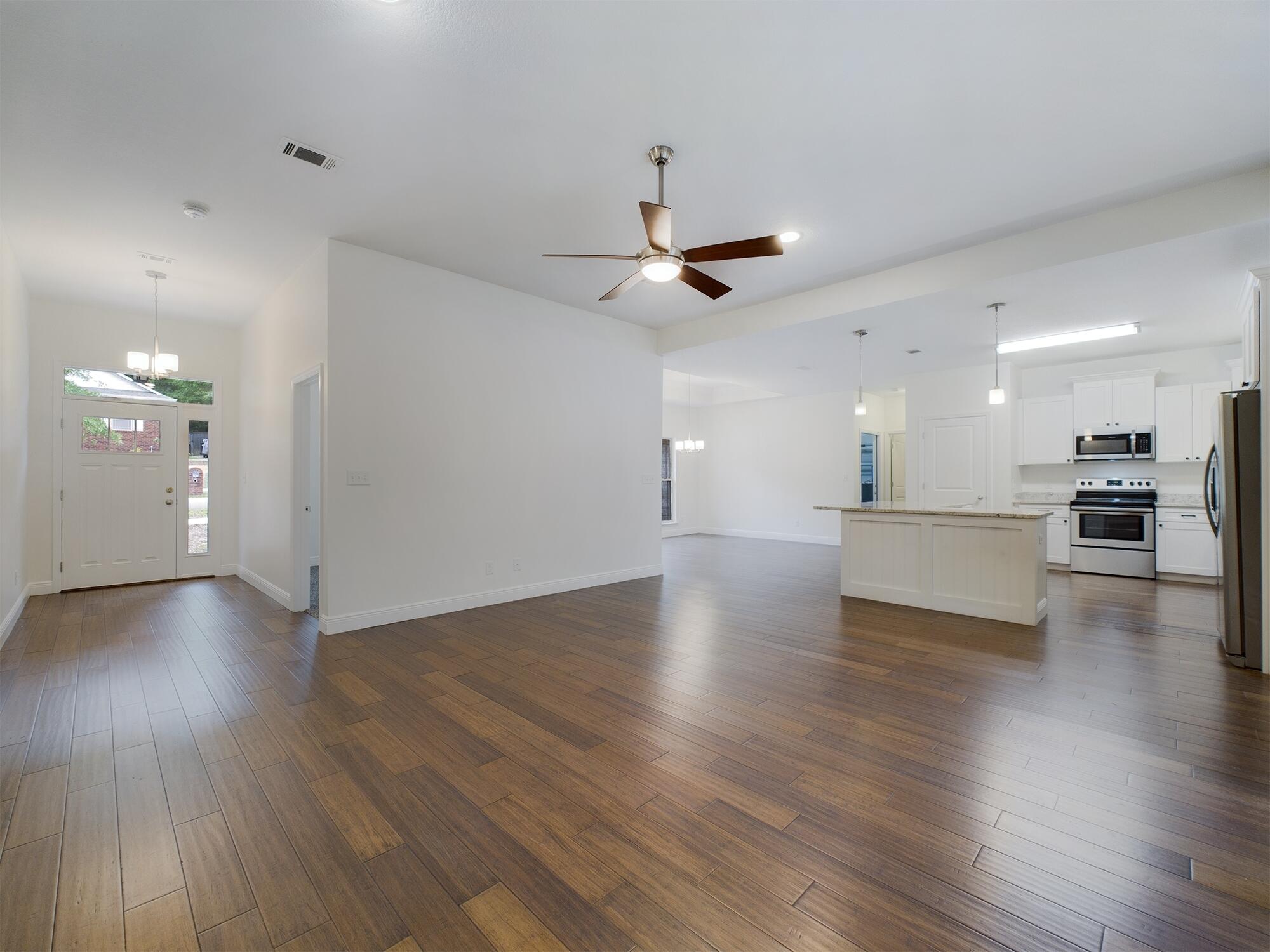 LAKE ARTHUR EST PH I - Residential