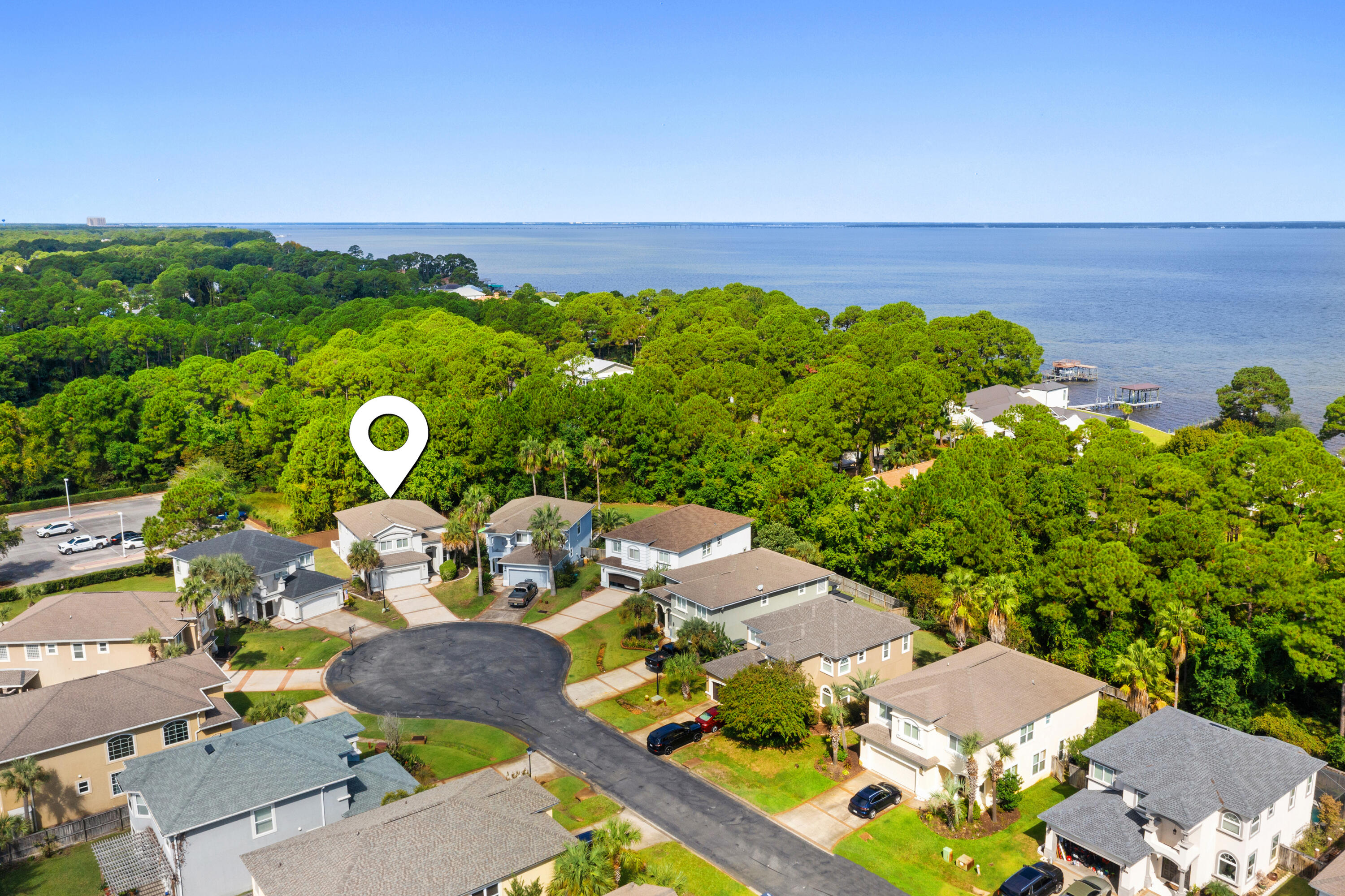 BAYWALK LANDING - Residential