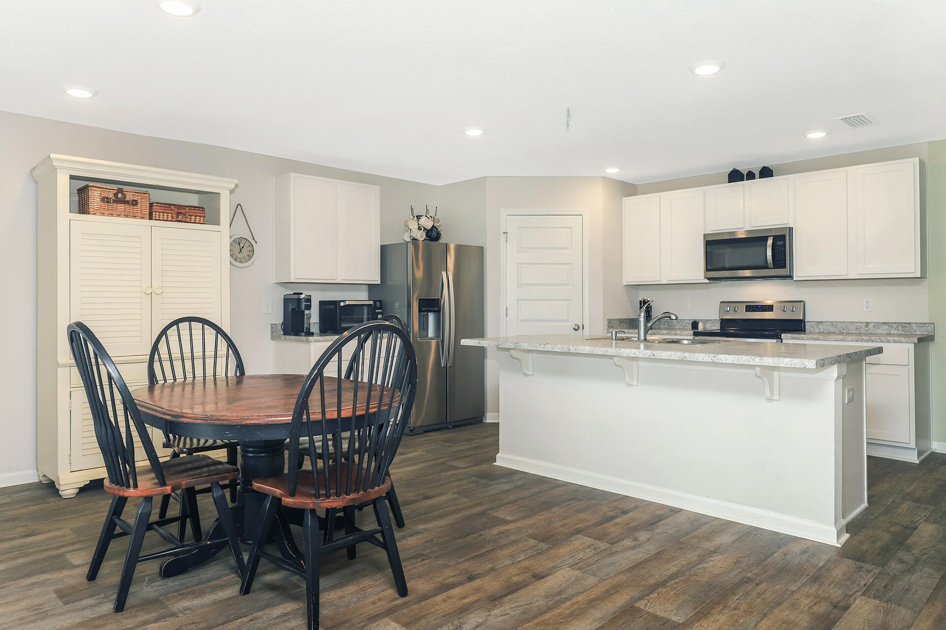HAMMOCK BAY - MILL COTTAGES - Residential