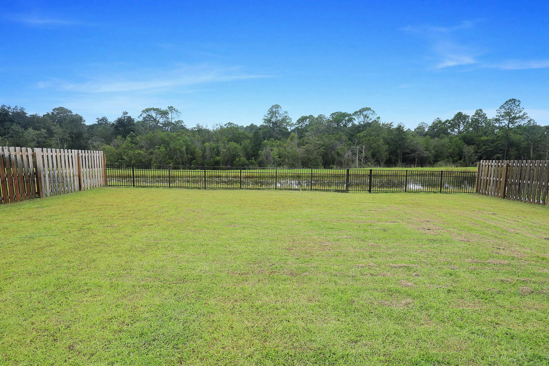 HAMMOCK BAY - MILL COTTAGES - Residential