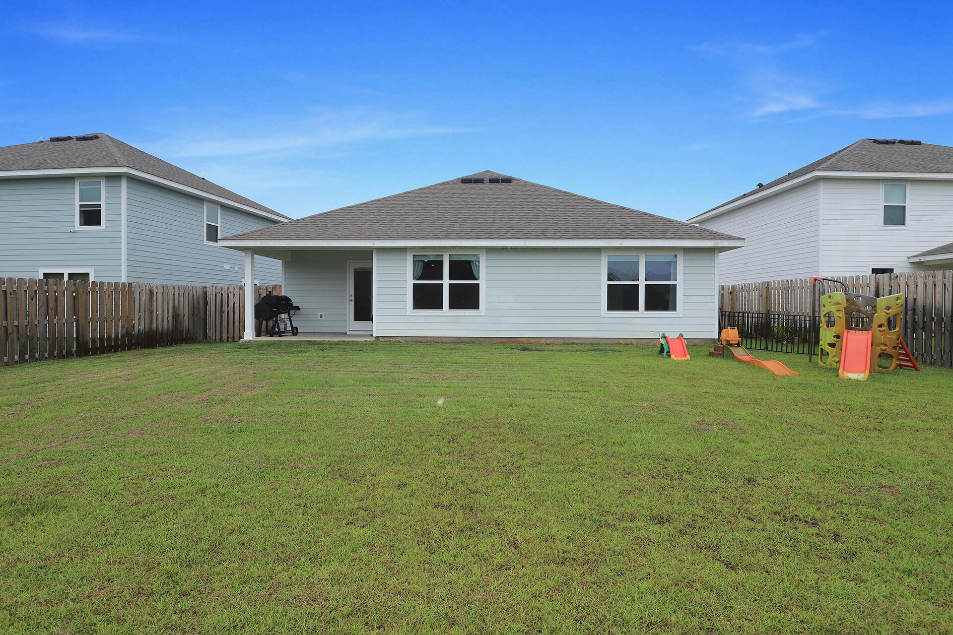 HAMMOCK BAY - MILL COTTAGES - Residential