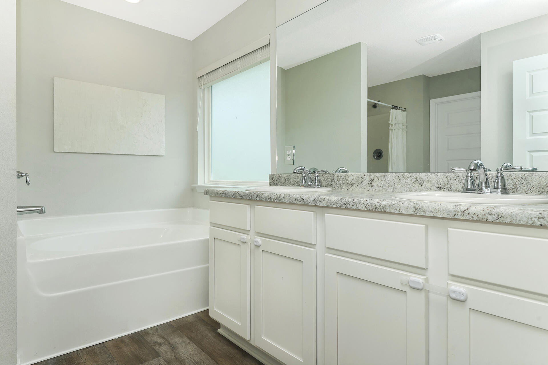 HAMMOCK BAY - MILL COTTAGES - Residential
