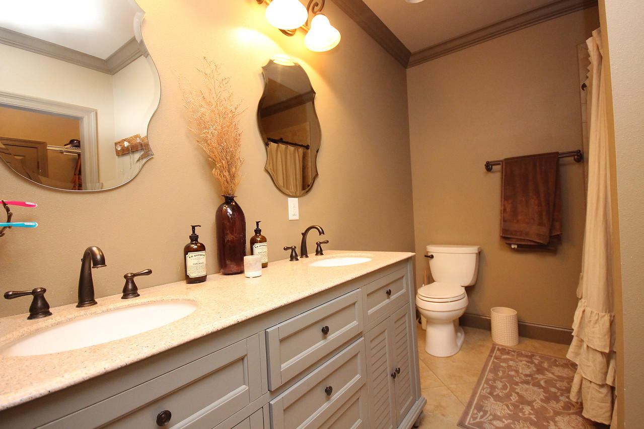 SWIFT CREEK PH VI - Residential