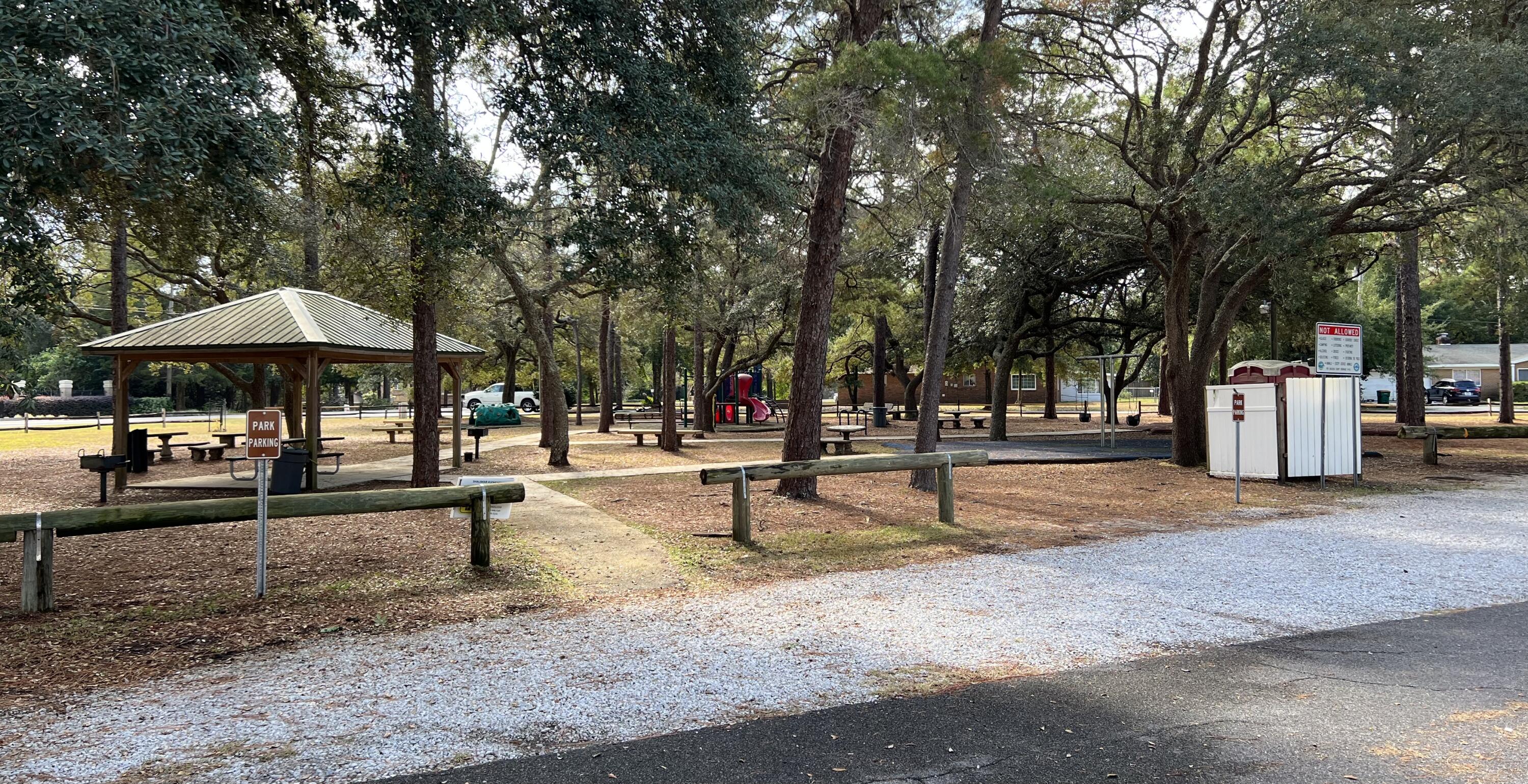 BAY0U POQUITO - Residential