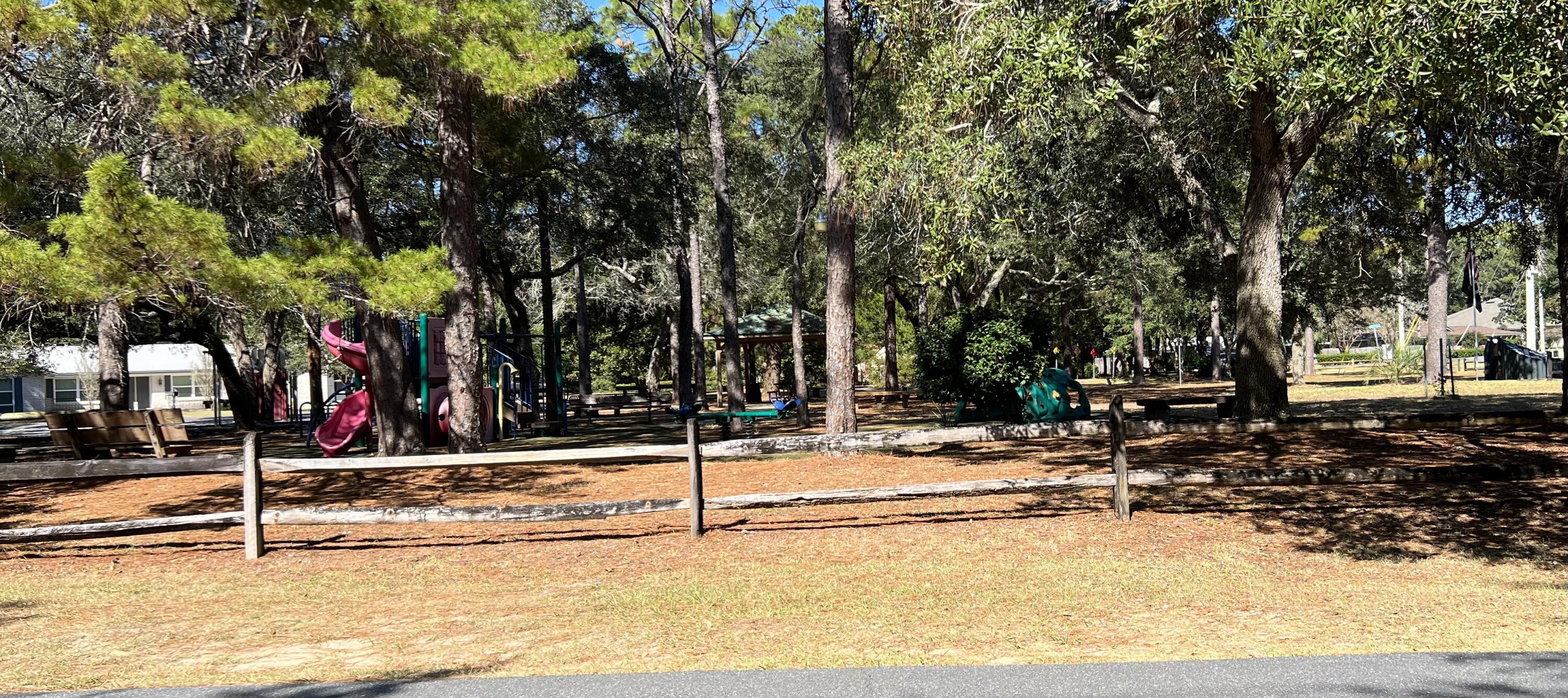 BAY0U POQUITO - Residential