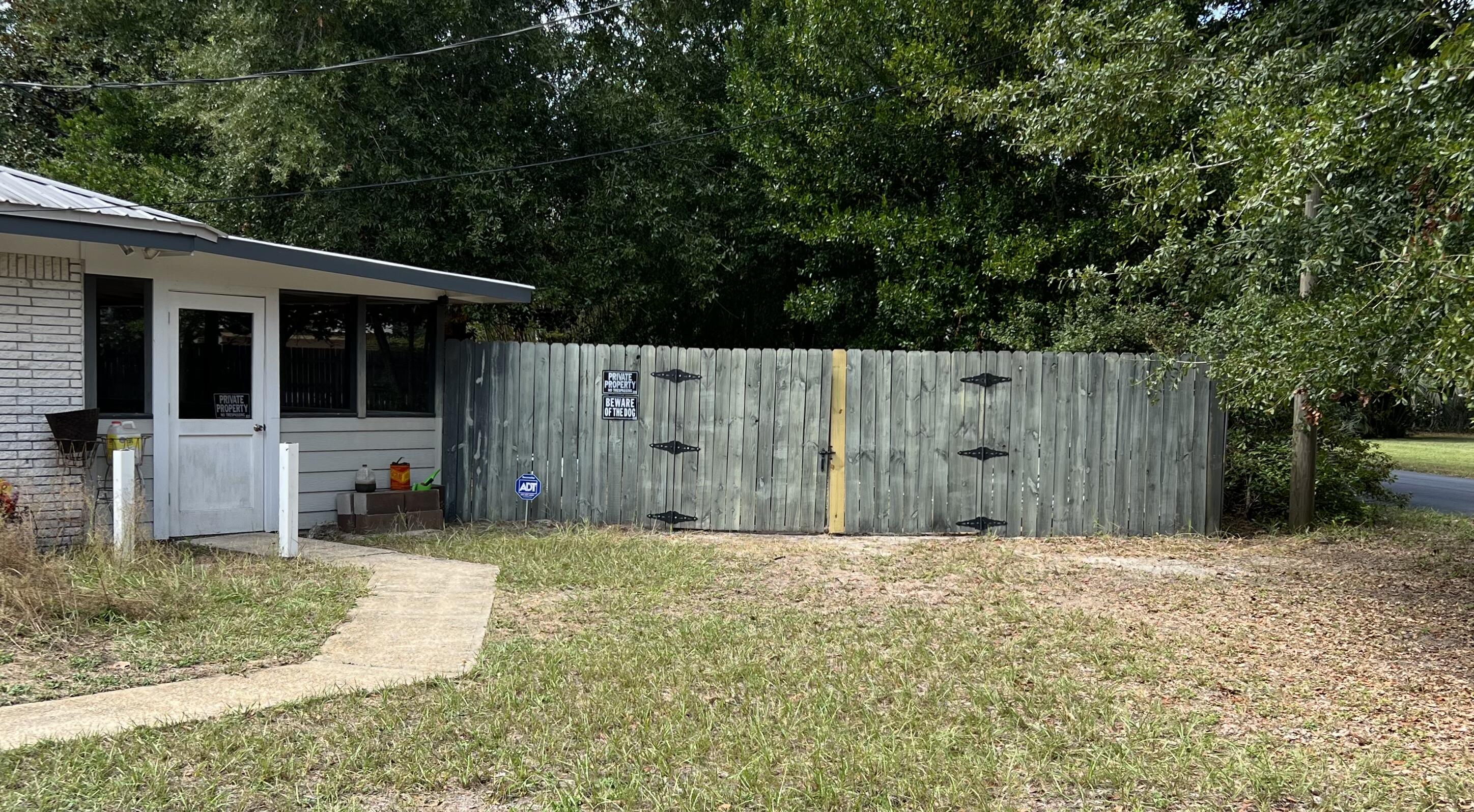 BAY0U POQUITO - Residential