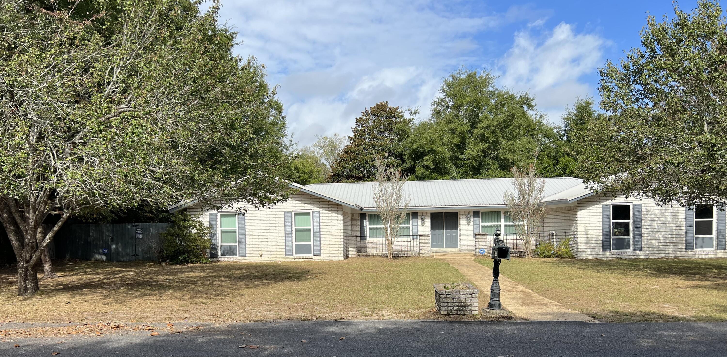 BAY0U POQUITO - Residential