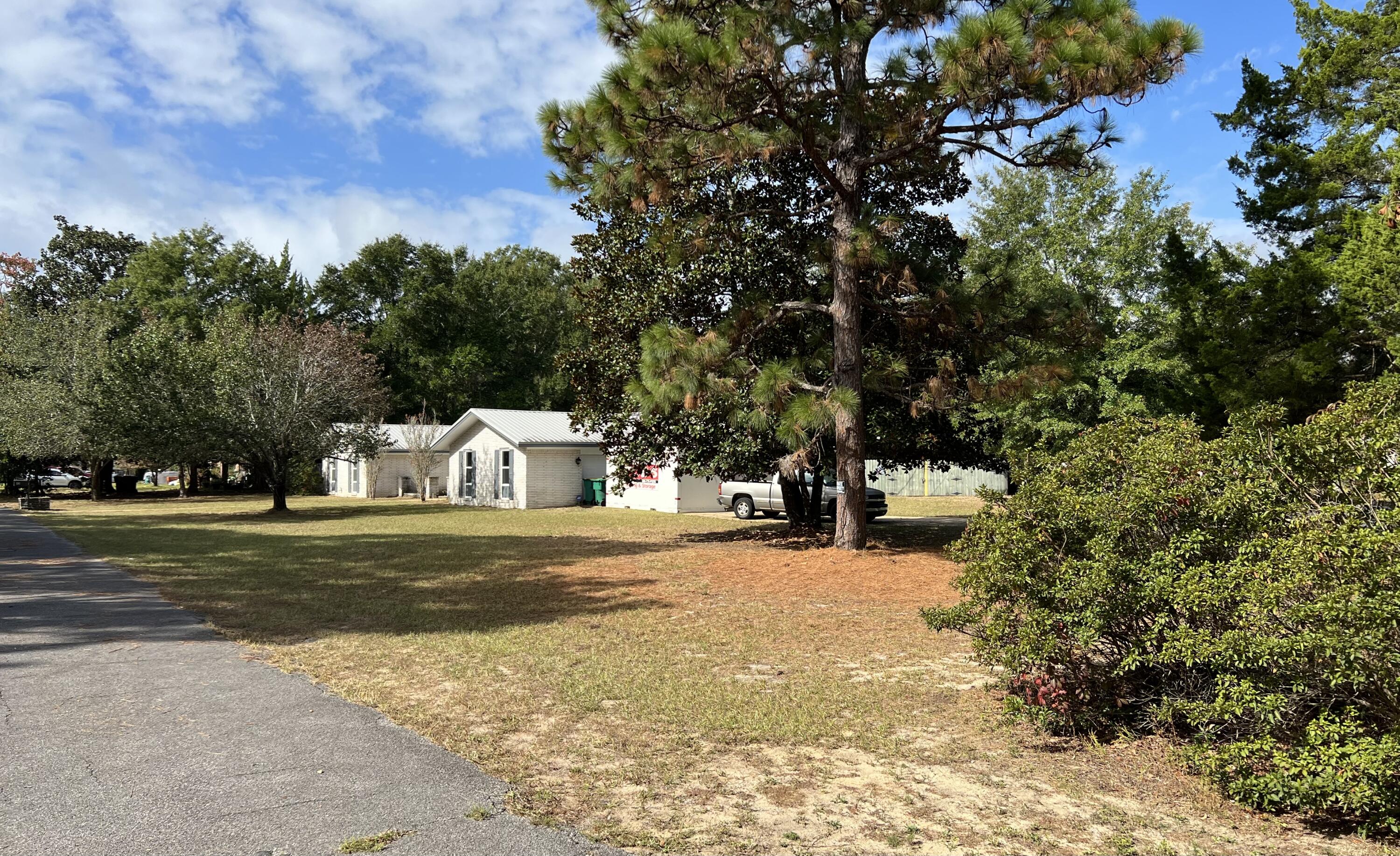 BAY0U POQUITO - Residential