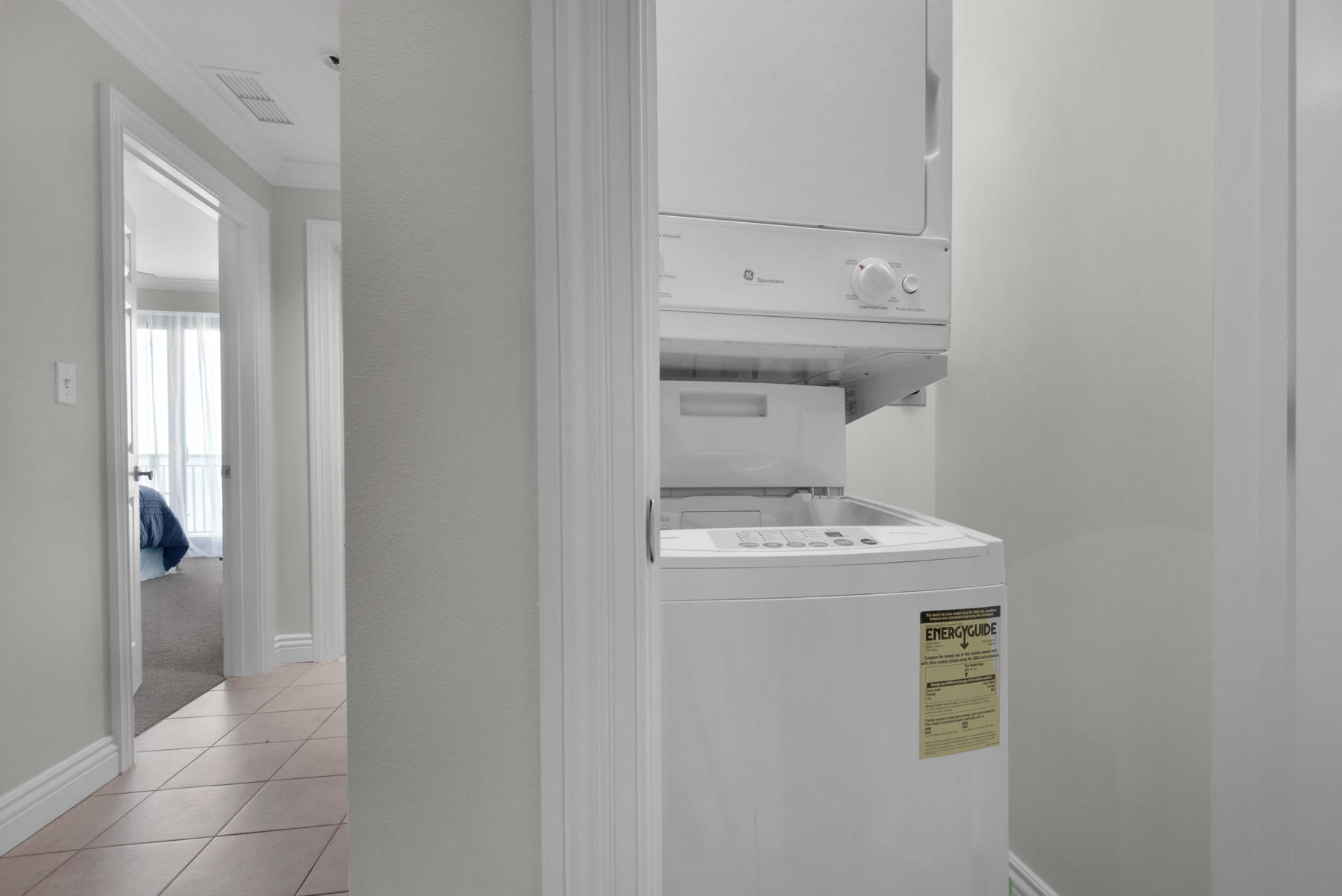 EMERALD GRANDE - Residential