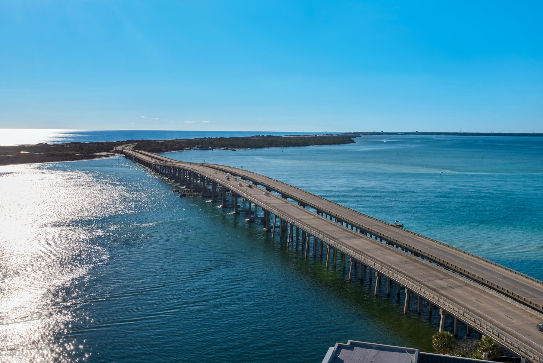 EMERALD GRANDE - Residential