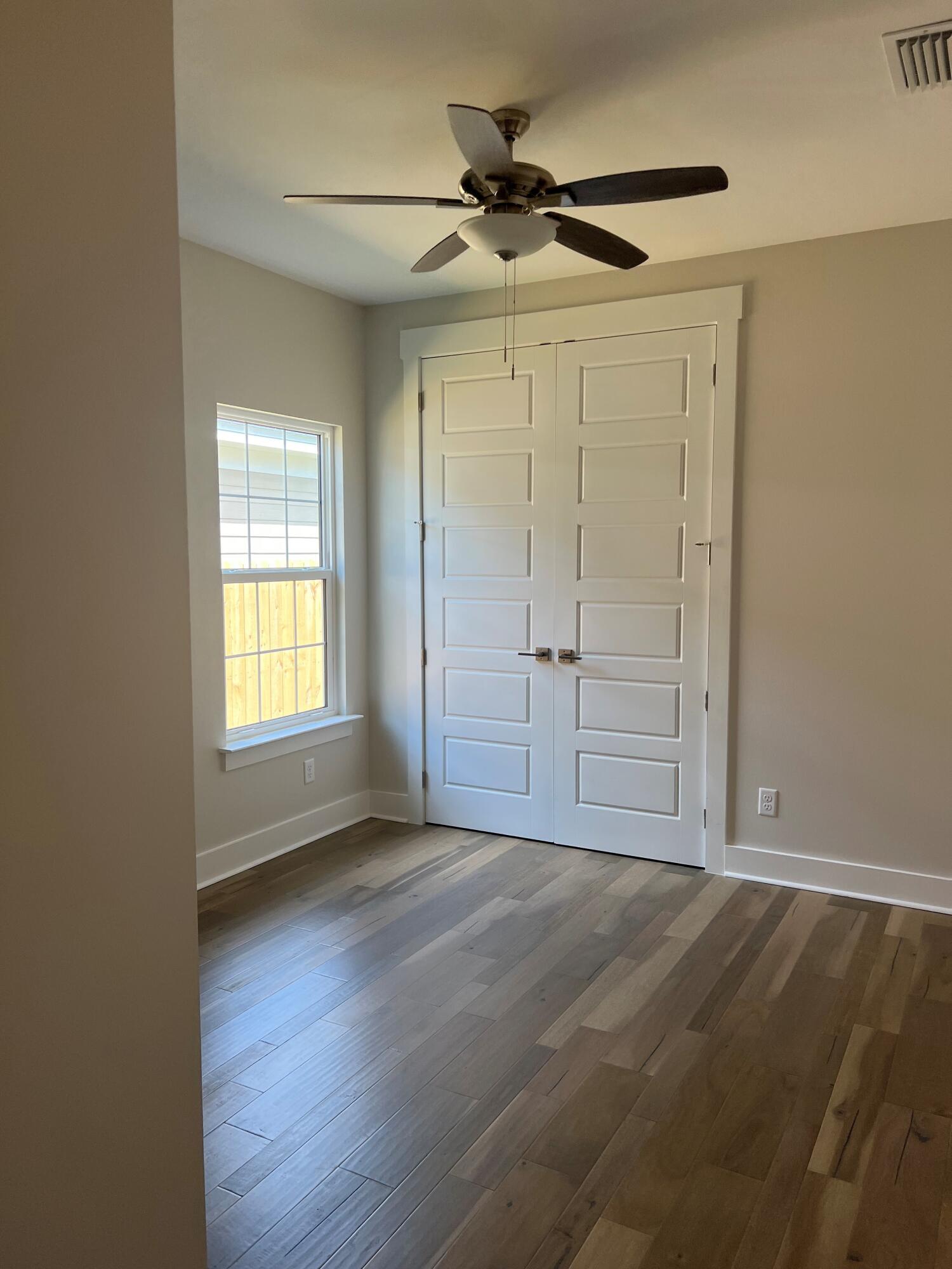 DEER MOSS CREEK - Residential