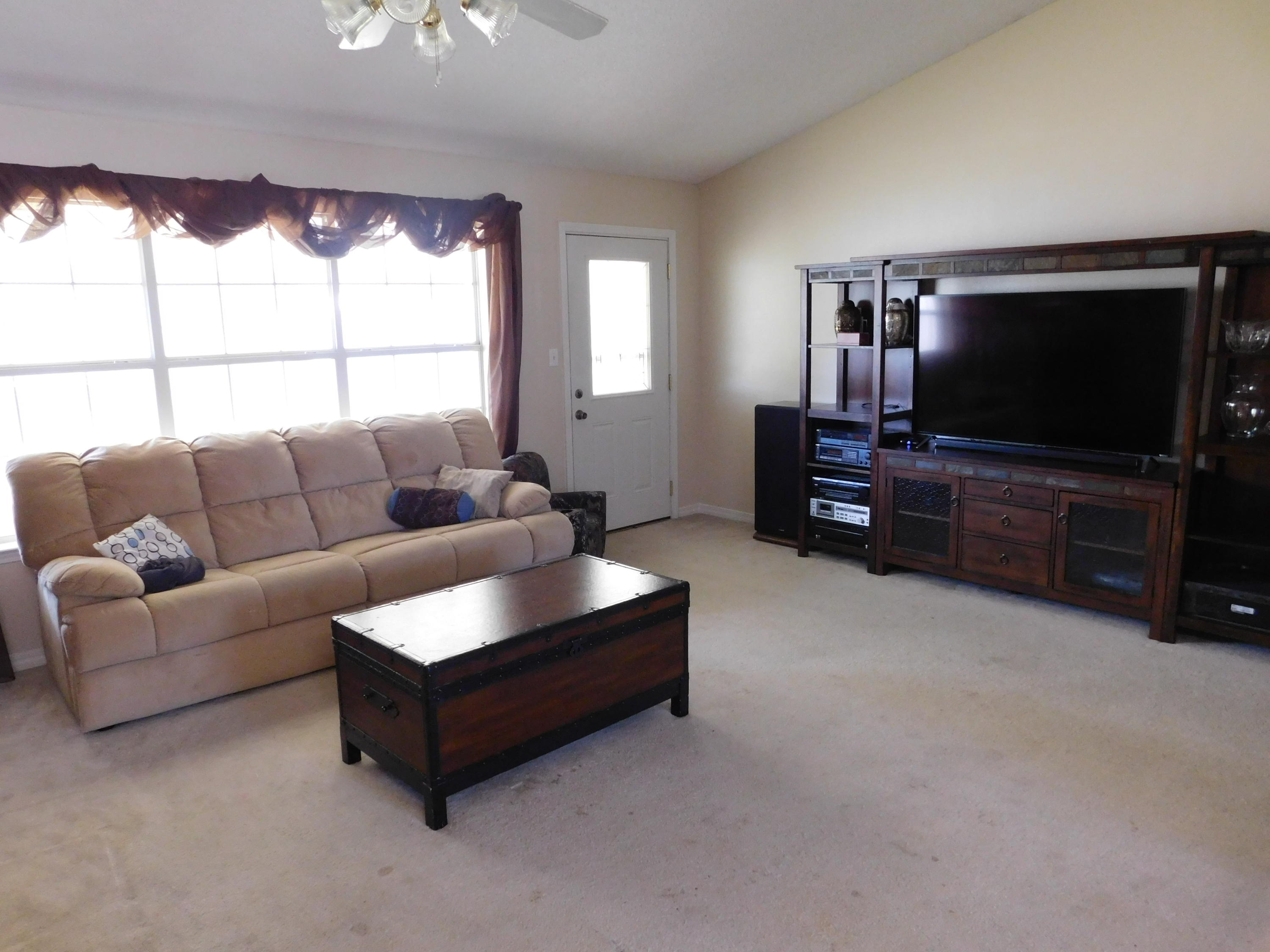 FOXWOOD ADDITION S/D - Residential