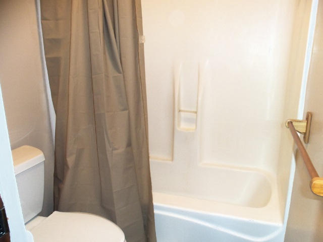 BAYOU POQUITO LOT 9 BLK 1 - Residential