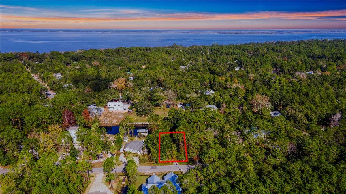 DAUGHETTES AMENDED - Land