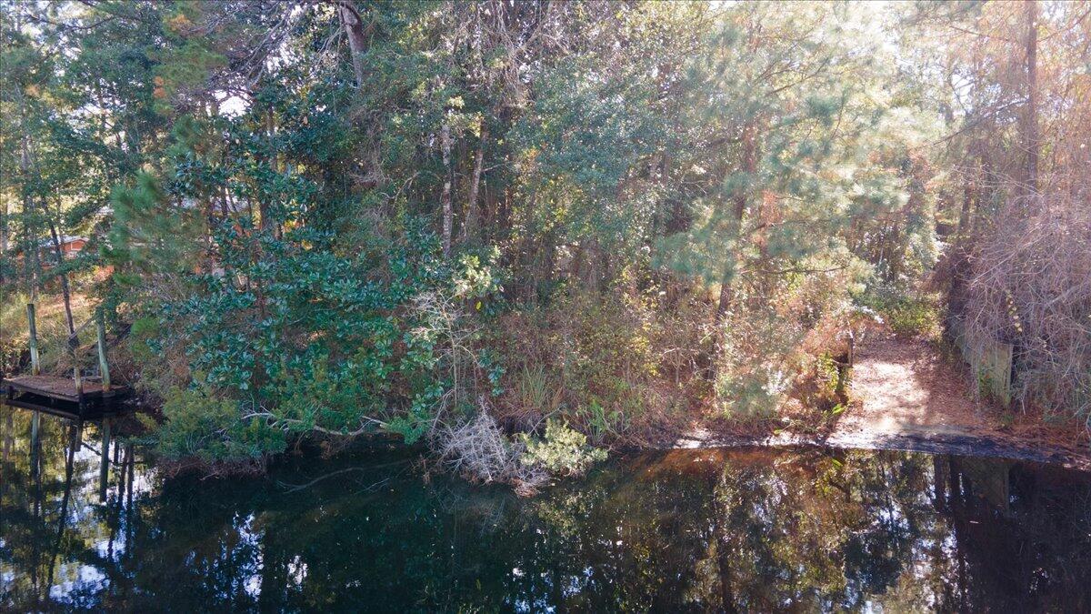 DAUGHETTES AMENDED - Land